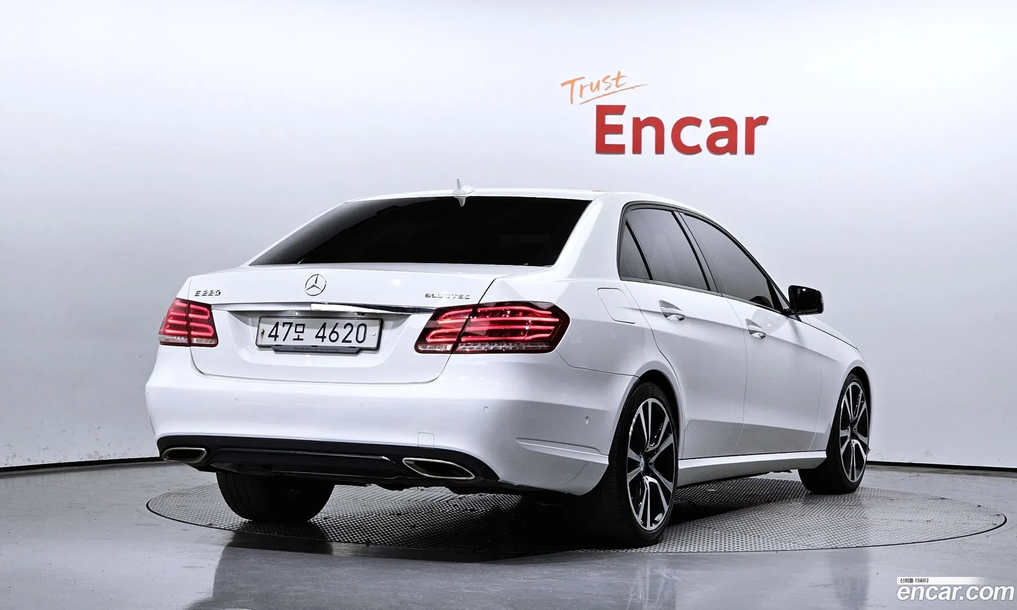 Mercedes-Benz E-Klasse Iv W212 S212 C207 E220 Bluetec Avant Garde Sports 2015 - фотография 13814760