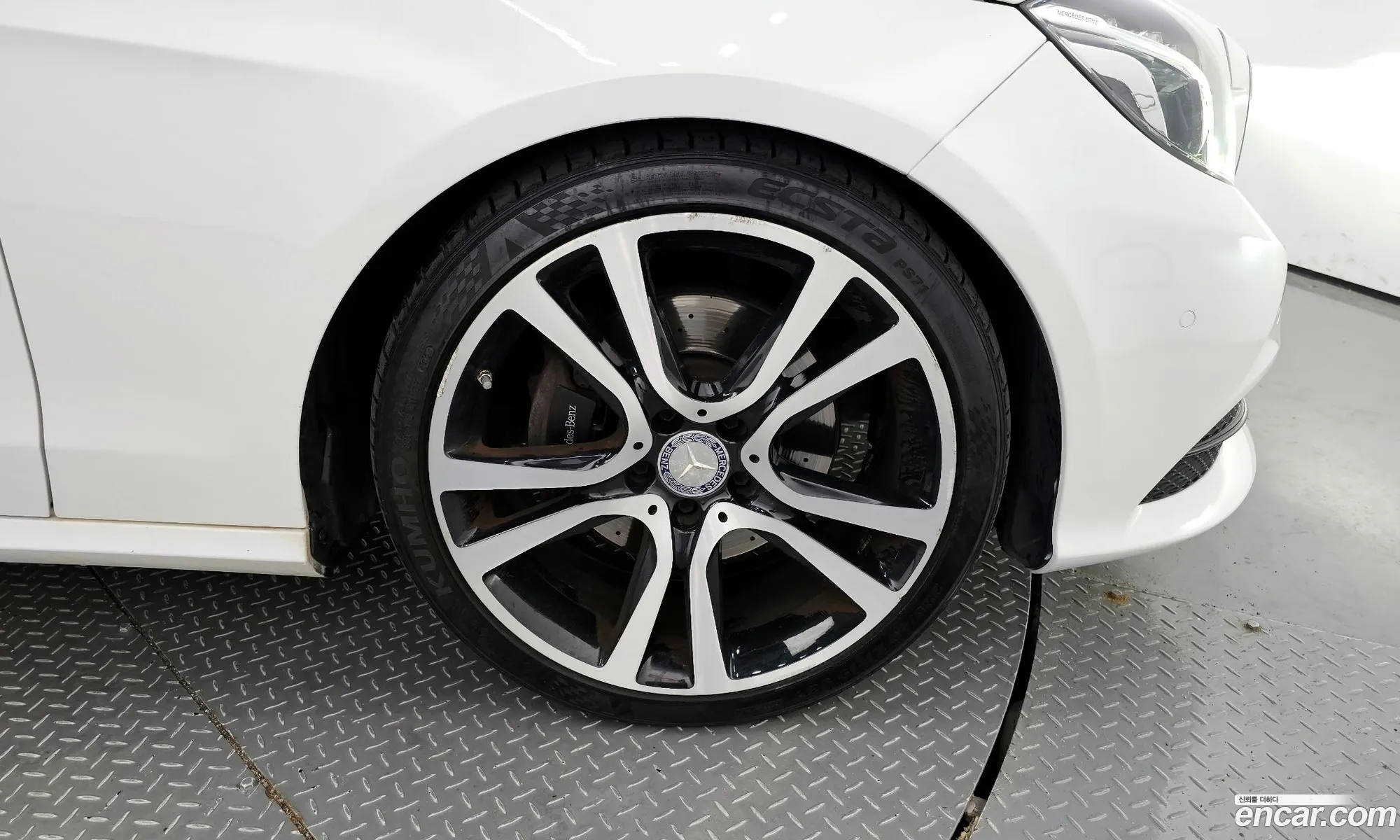 Mercedes-Benz E-Klasse Iv W212 S212 C207 E220 Bluetec Avant Garde Sports 2015 - фотография 13814763
