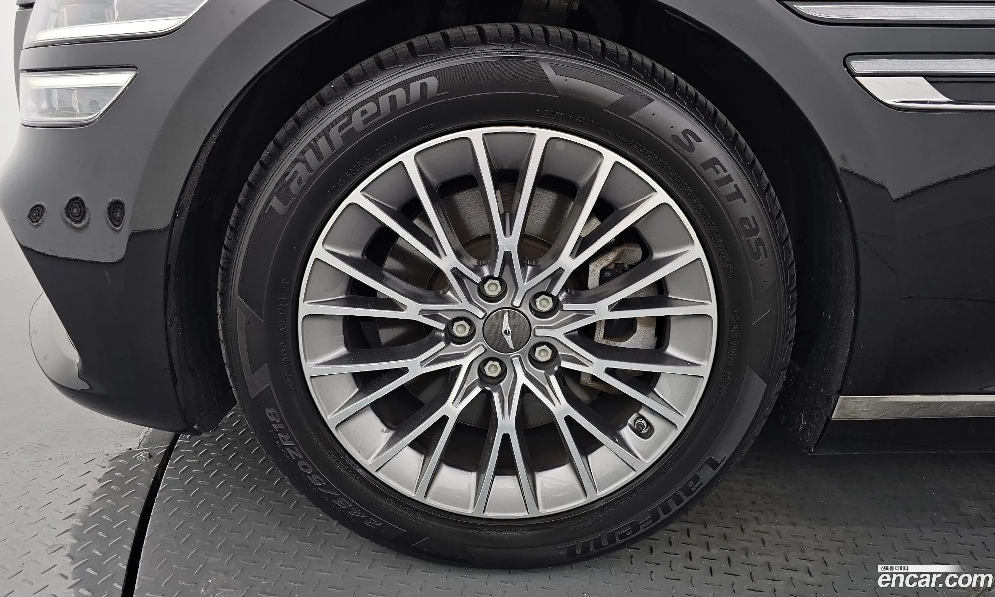 Genesis G80 Gasoline 25 Turbo Awd 2021 - фотография 11868292
