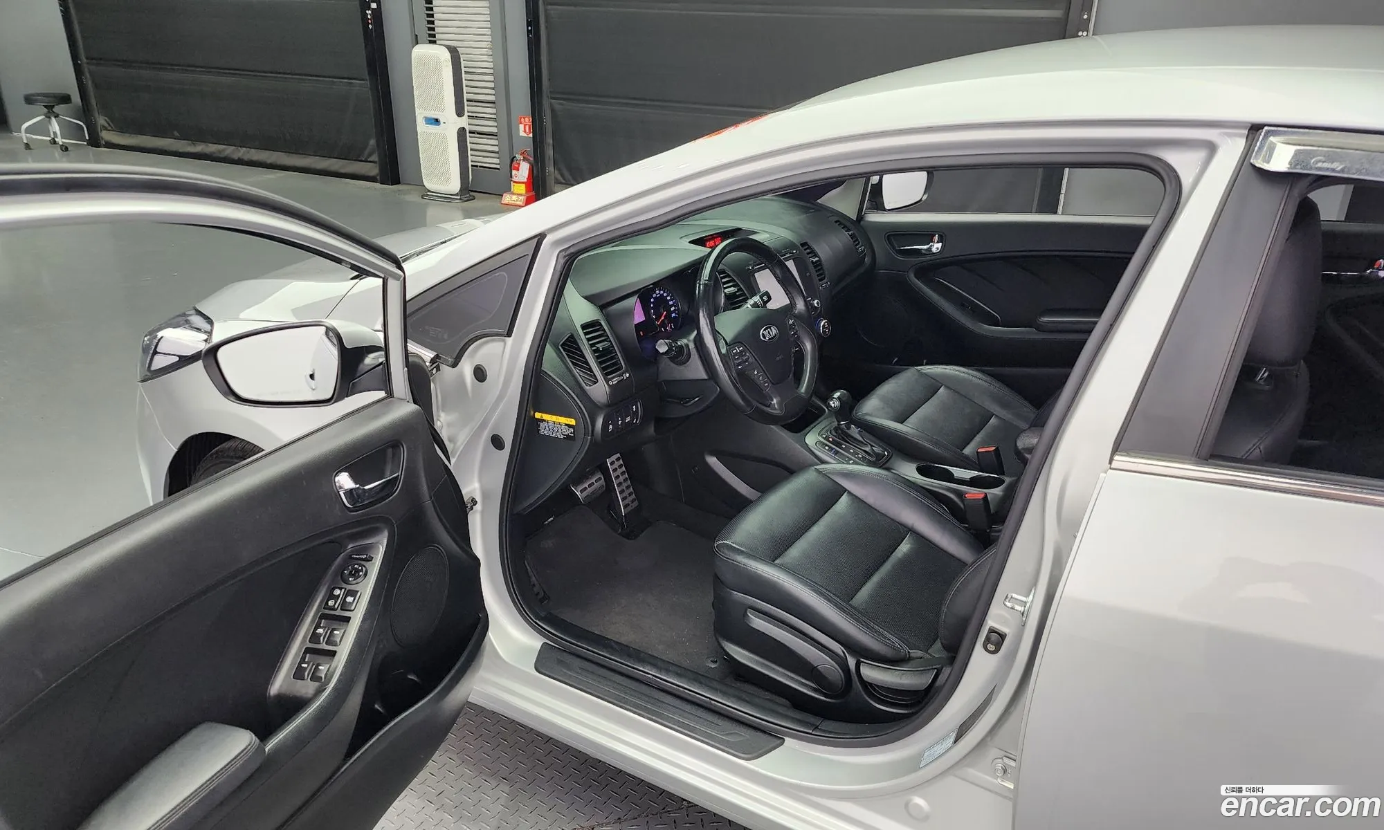 Korex Auto Trade - фотография 16256443