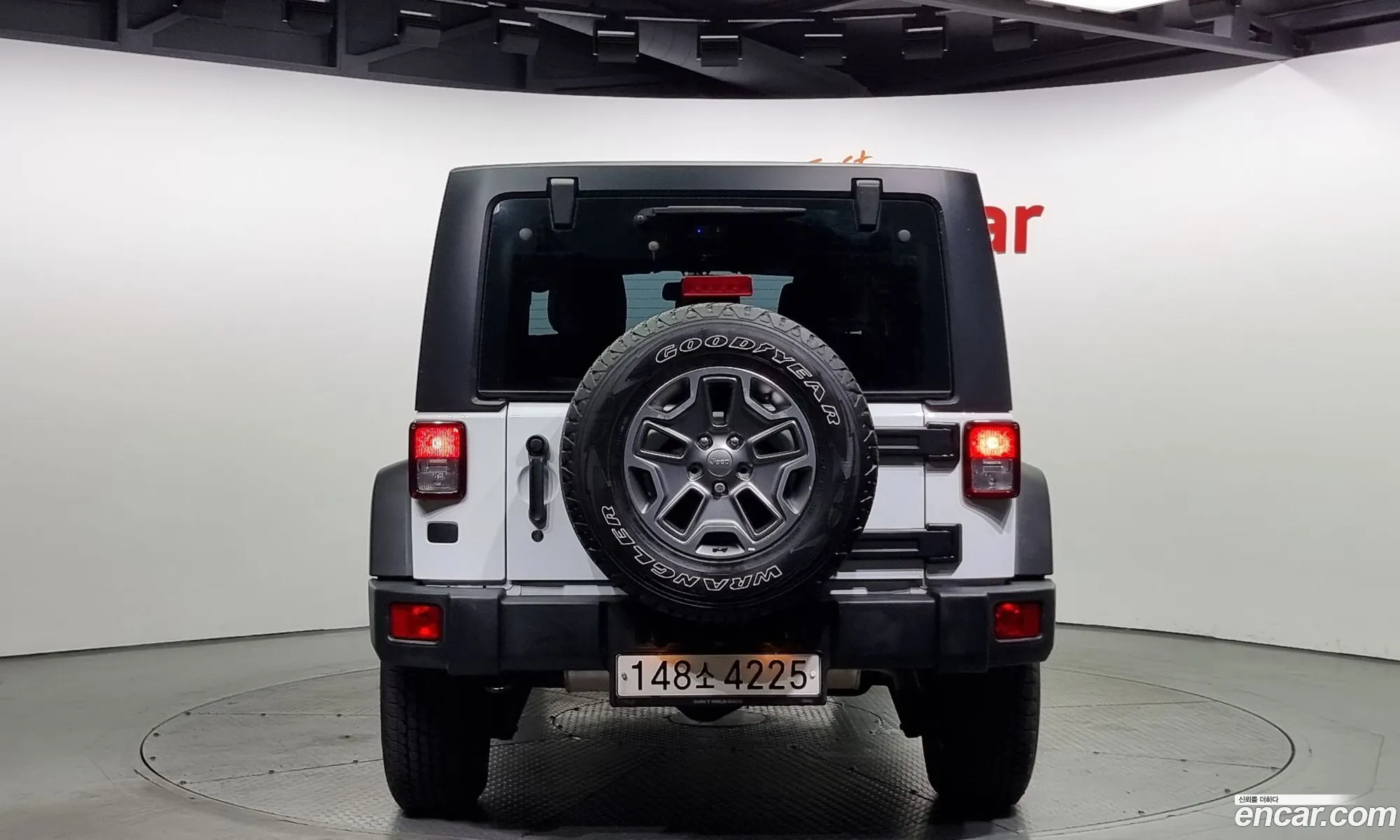 Jeep Wrangler 36 Rubicon 4-Door 2017 - фотография 4458721