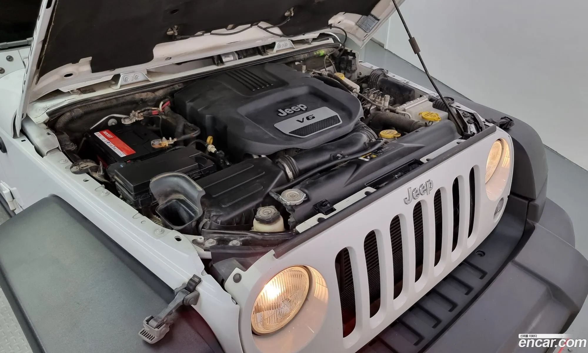 Jeep Wrangler 36 Rubicon 4-Door 2017 - фотография 4458723
