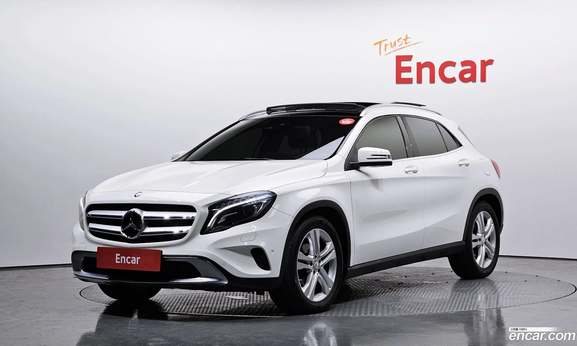 Mercedes-Benz Gla-Klasse Gla200 D 4Matic 2016 - фотография 11347562