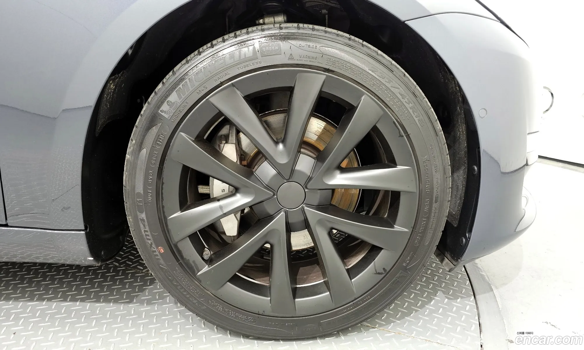 Tesla Model 3 I Long Range 2021 - фотография 14550668