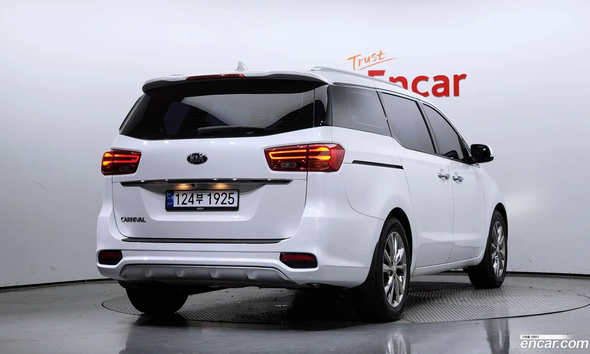 Kia Carnival Iii Gasoline 9-Seater Noblesse Special 2019 - фотография 12412281