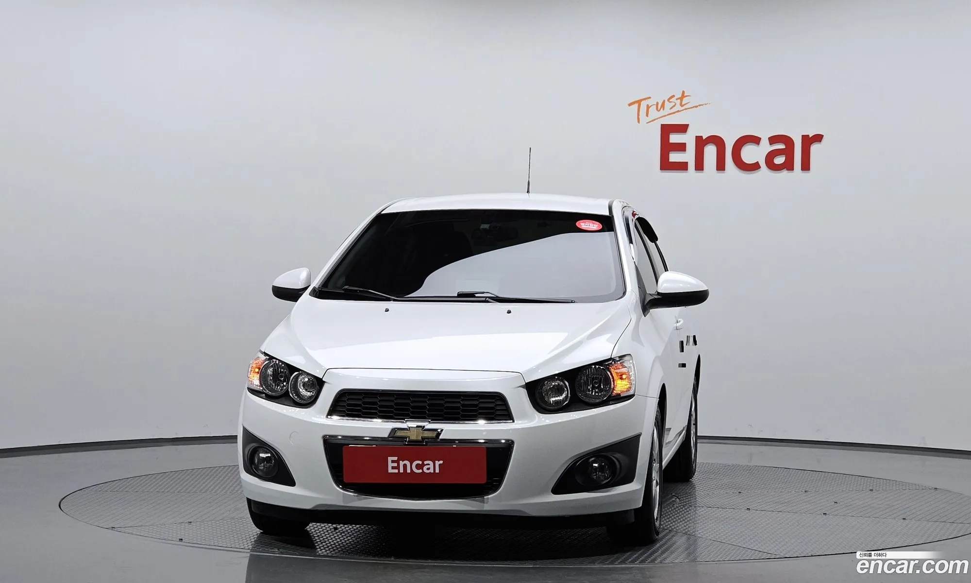 Chevrolet Aveo Ii Ls High-End 2013 - фотография 4533193