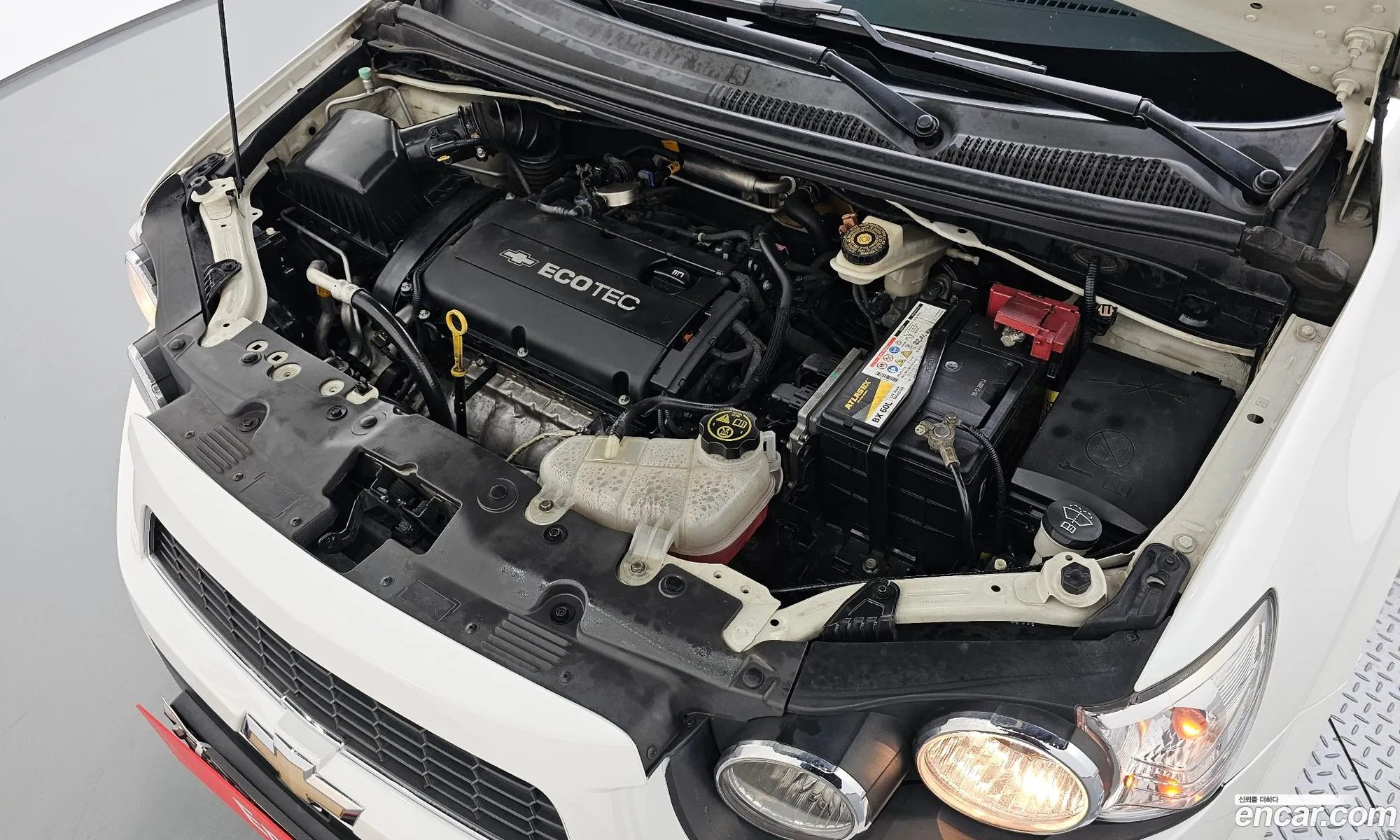 Chevrolet Aveo Ii Ls High-End 2013 - фотография 4533196