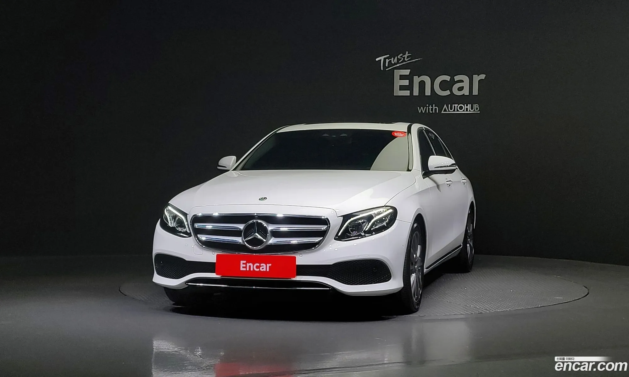 Mercedes-Benz E-Klasse V W213 S213 C238 E300 4Matic Avant Garde 2019 - фотография 13175949