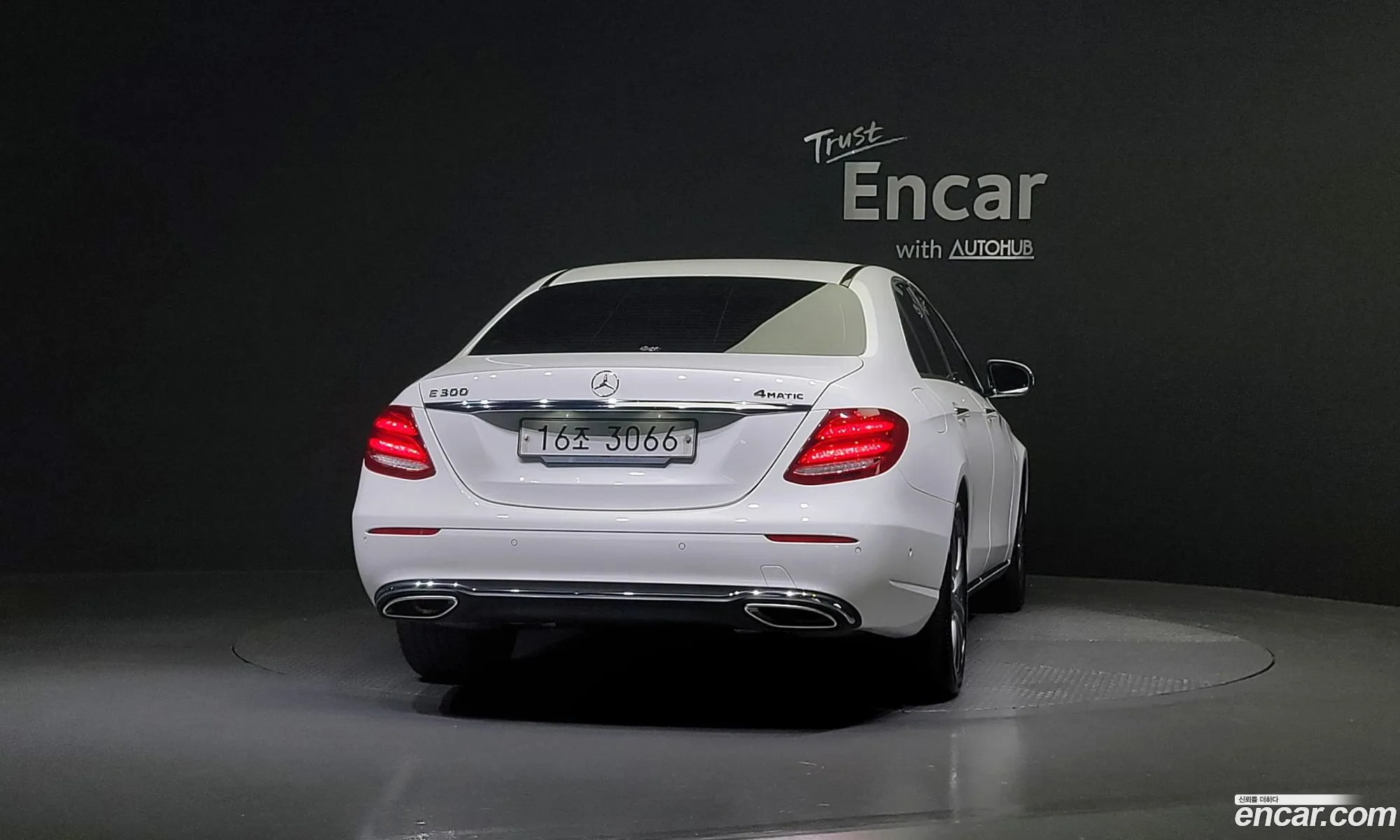 Mercedes-Benz E-Klasse V W213 S213 C238 E300 4Matic Avant Garde 2019 - фотография 13175950