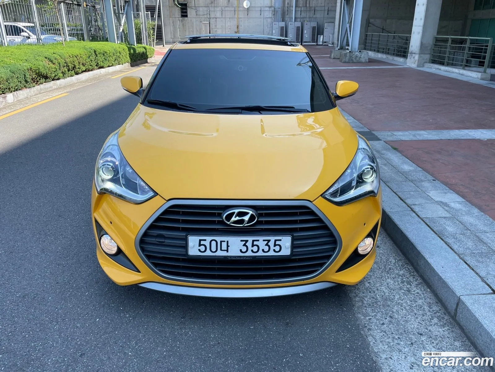 Hyundai Veloster 16 Turbo Despec 2015 - фотография 16009009