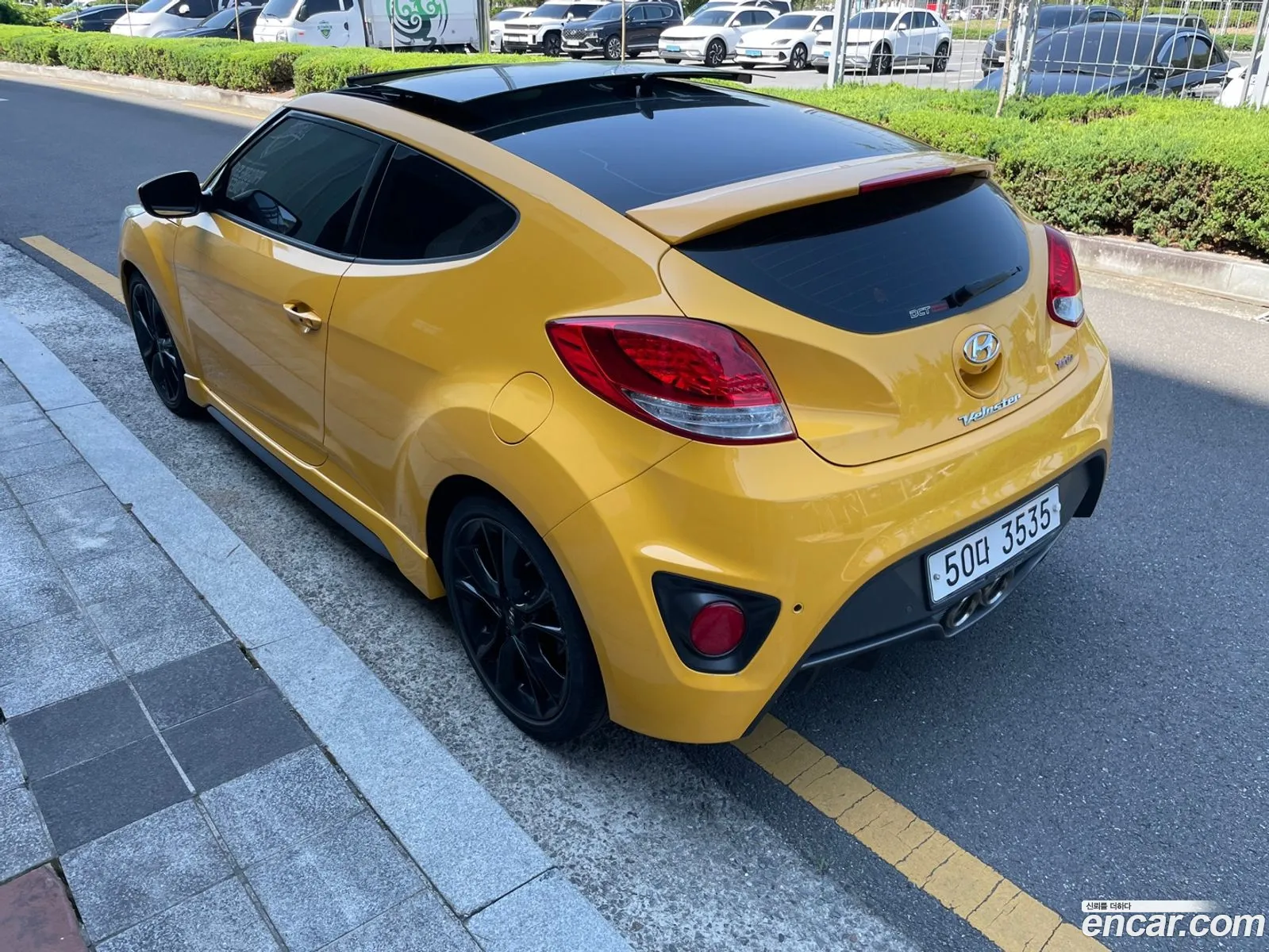 Hyundai Veloster 16 Turbo Despec 2015 - фотография 16009012