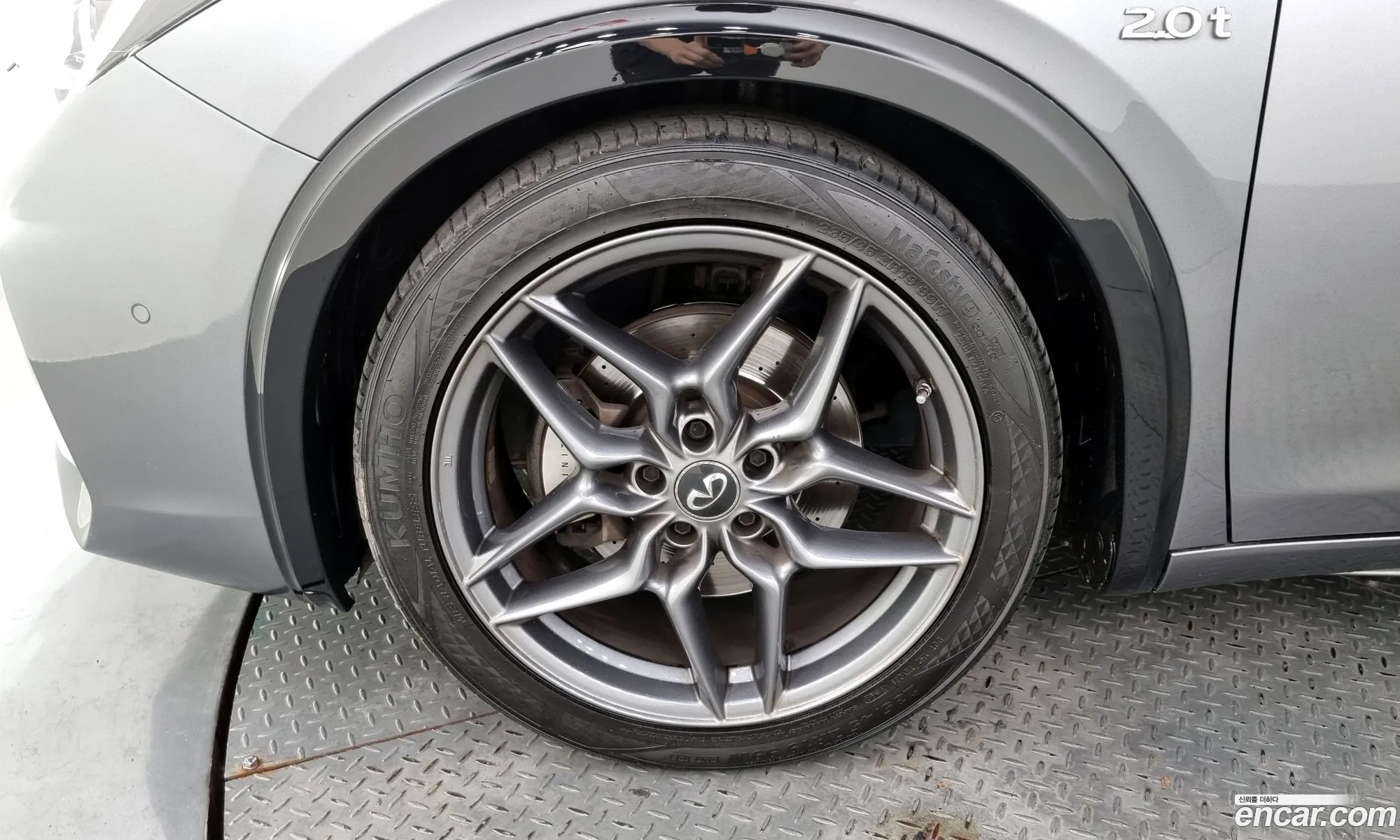 Infiniti Q30 Q30 20 Premium 2017 - фотография 3795108