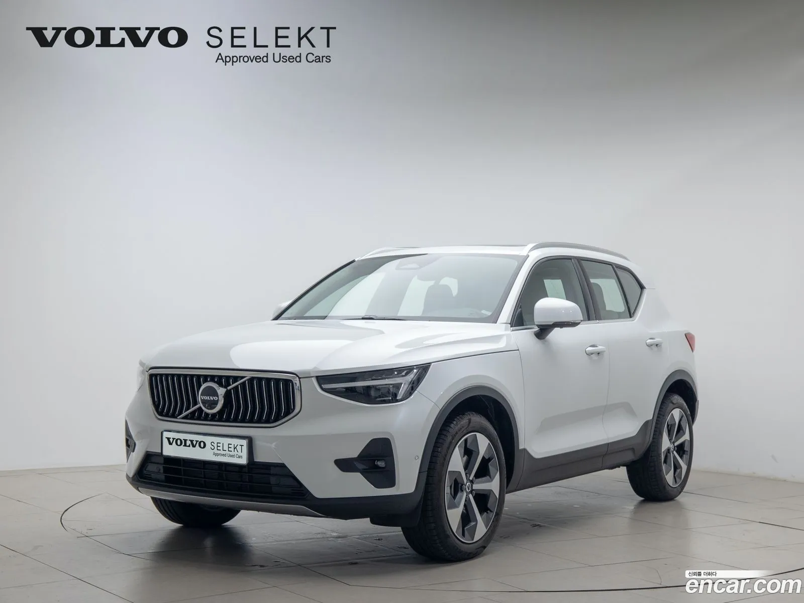 Volvo Xc40 B4 Ultimate Bright 2023 - фотография 6528469