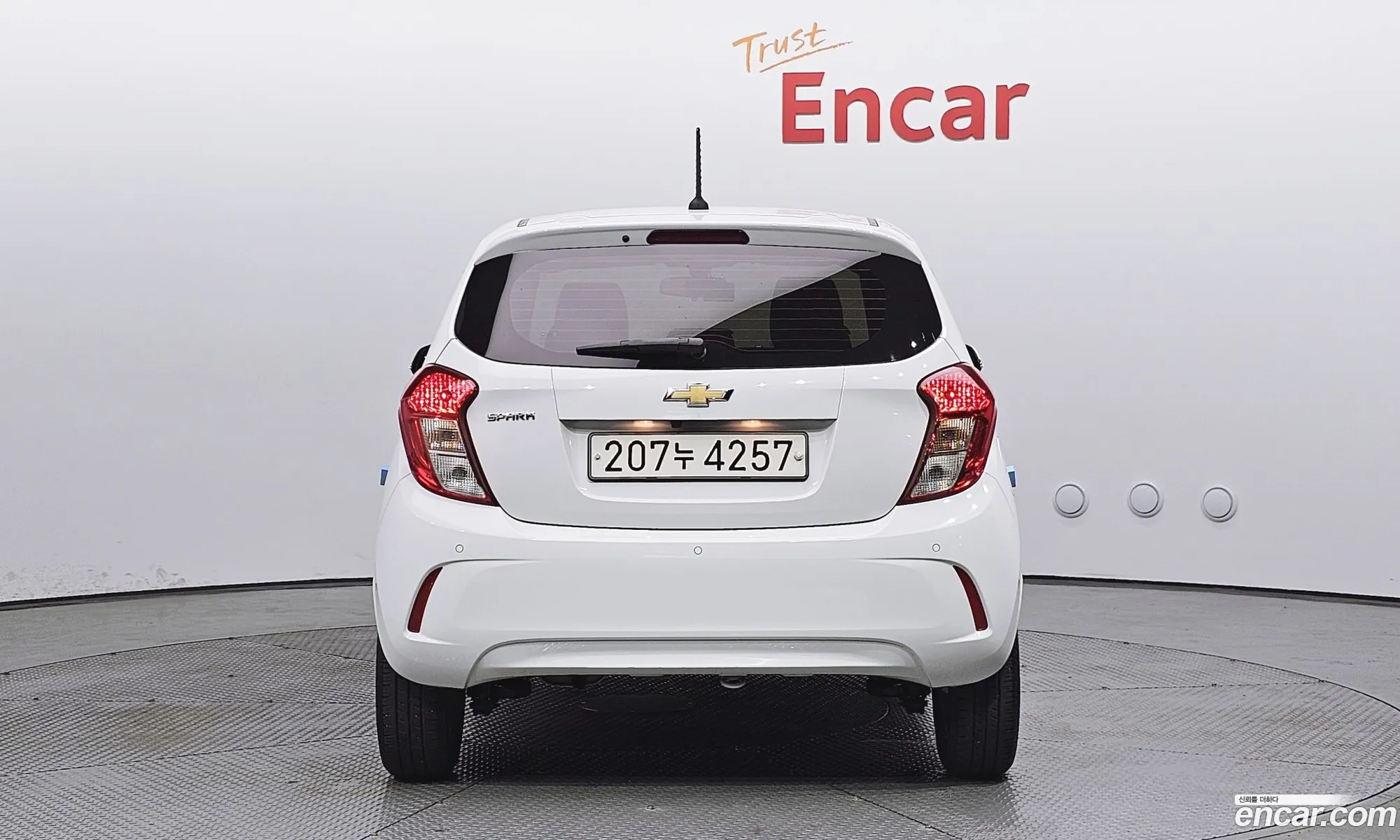 Chevrolet Spark Lt 2020 - фотография 6055359