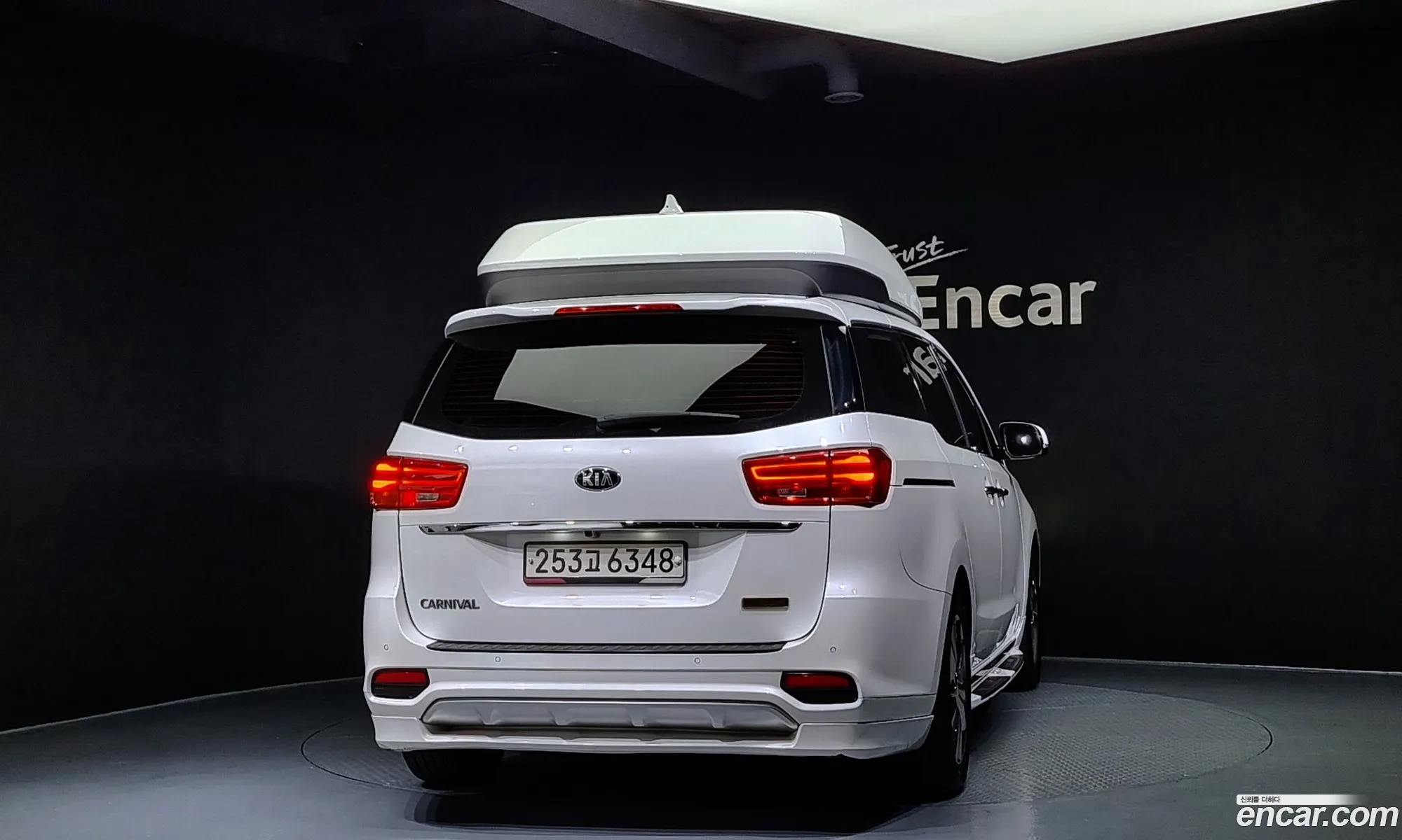 Kia Carnival Iii 7-Seater High Limousine 2019 - фотография 16812246
