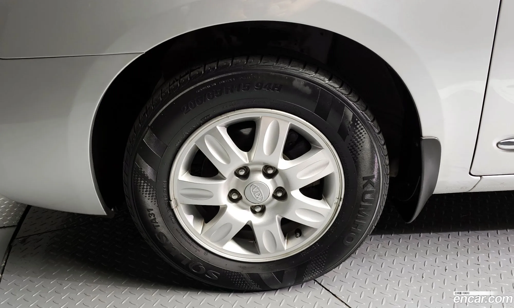 Kia Carens Ii Un Lpi 20 Gx 2009 - фотография 17190108