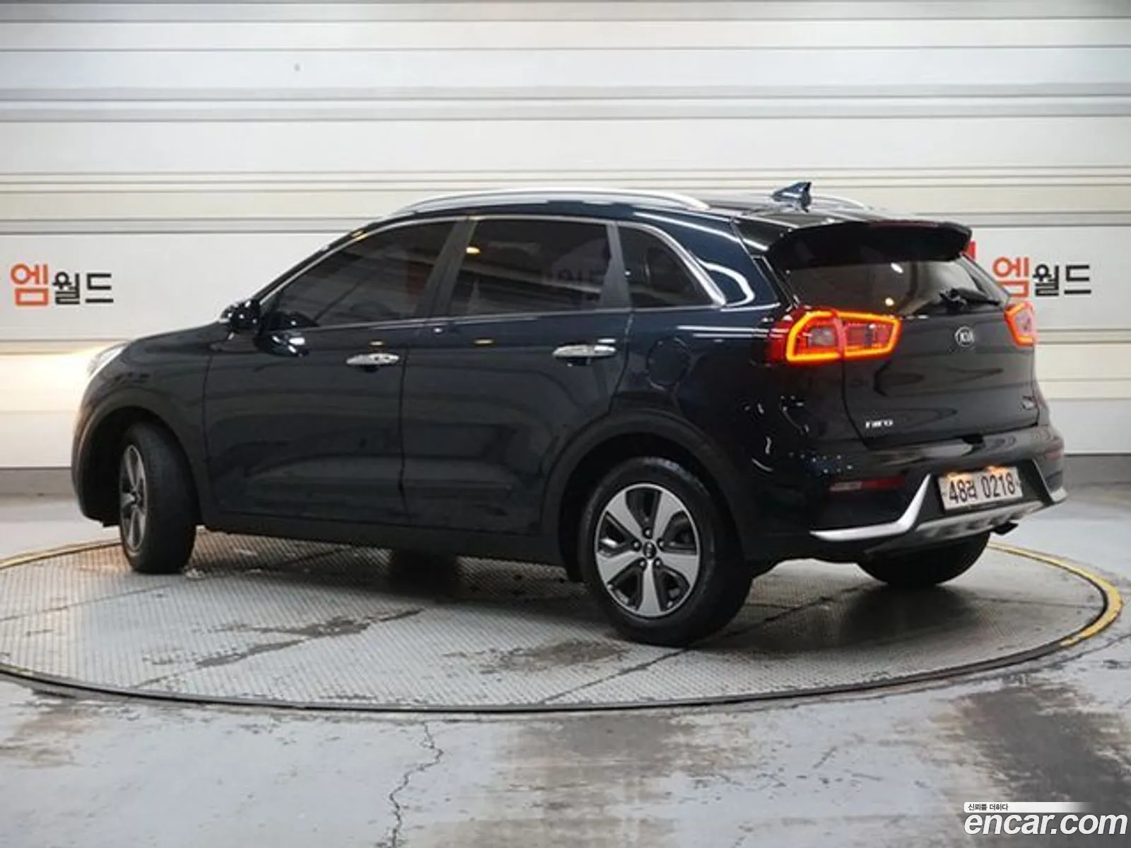 Kia Niro I Prestige 2017 - фотография 19715412
