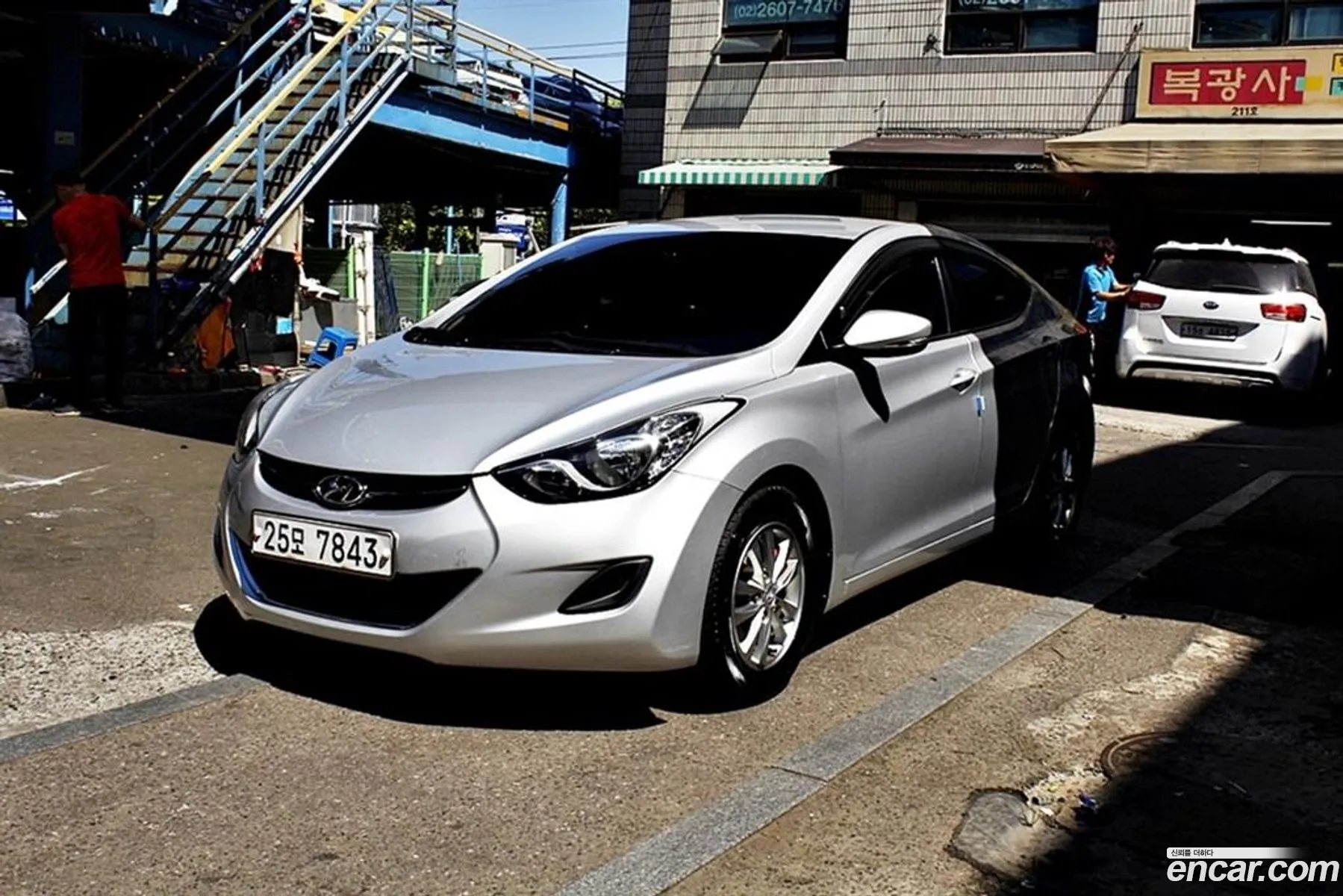 Hyundai Avante V M16 Gdi Deluxe 2011 - фотография 18761430