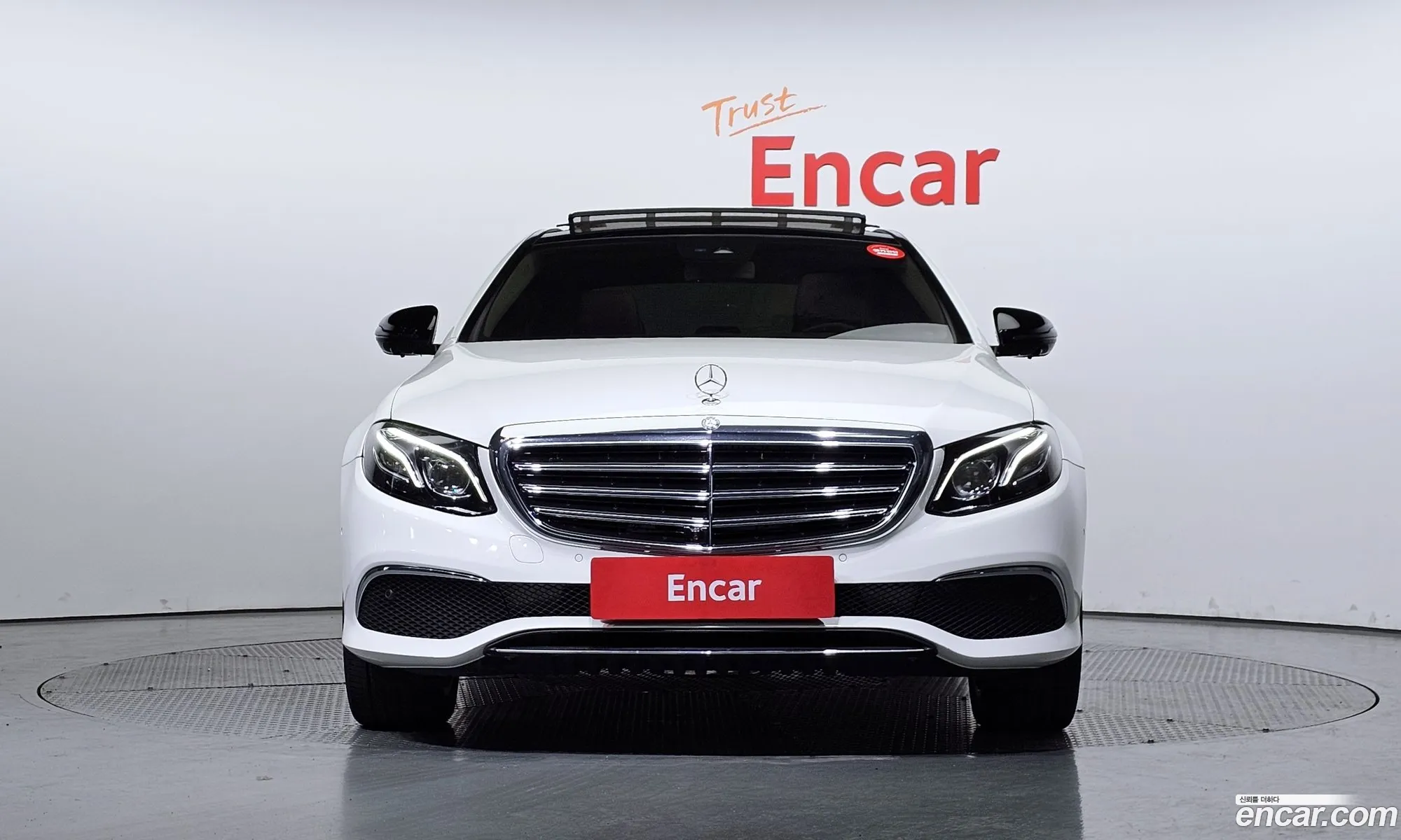 Mercedes-Benz E-Klasse E300 Exclusive 2017 - фотография 72764