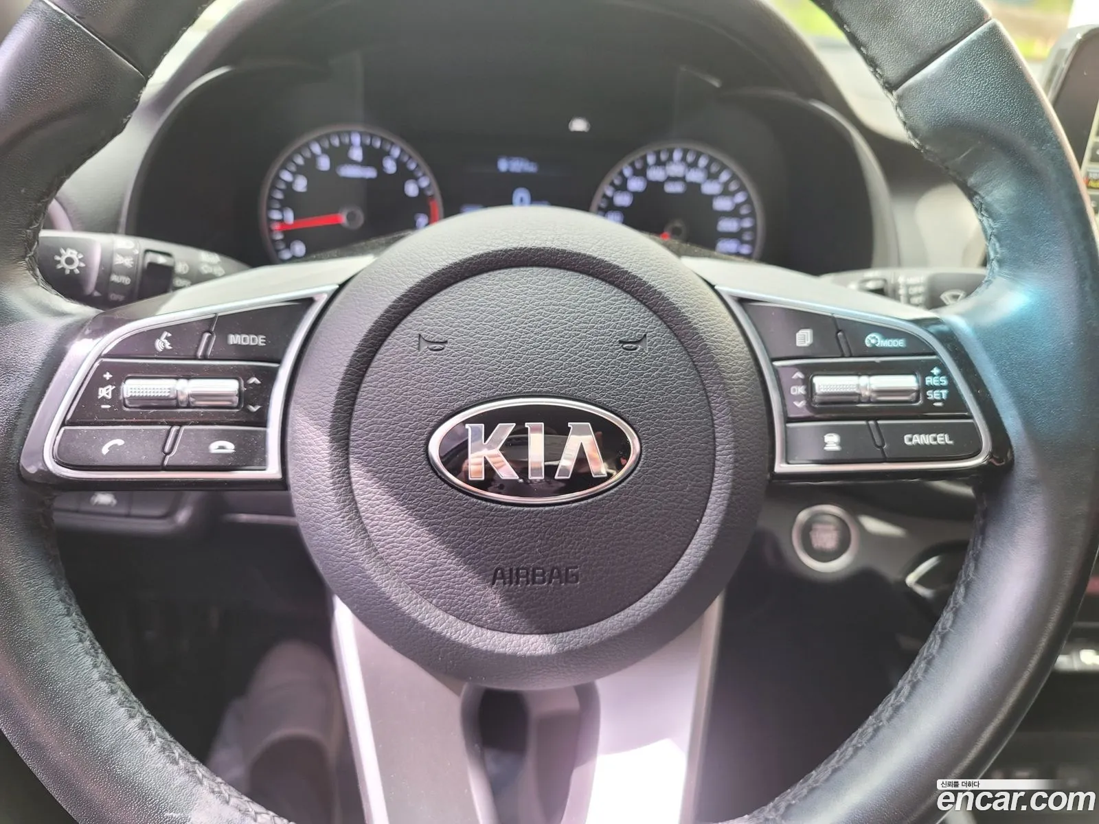 Kia K3 Prestige 2019 - фотография 19913059