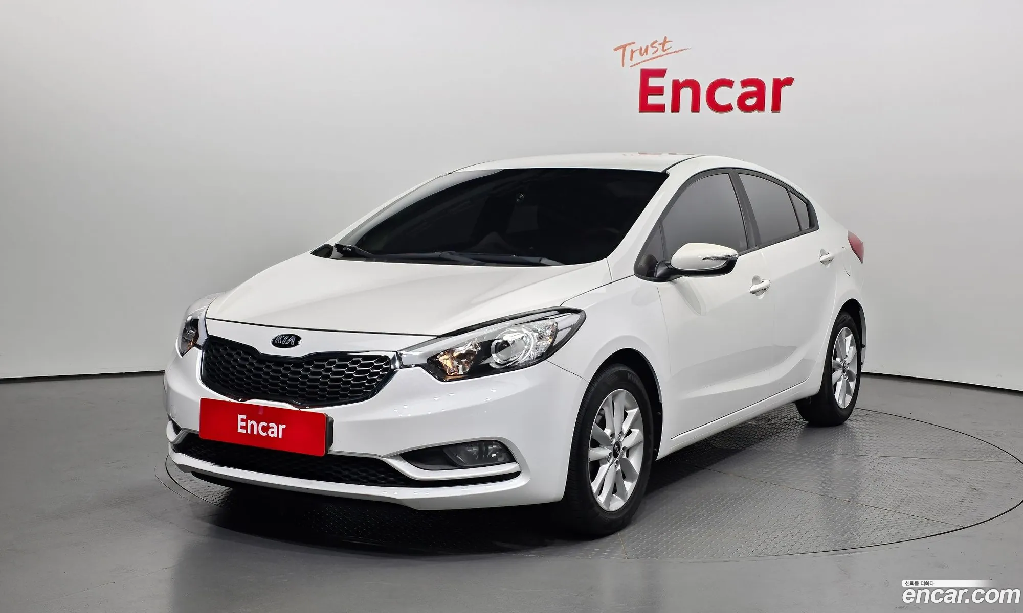 Kia K3 I Deluxe 2015 - фотография 17177989