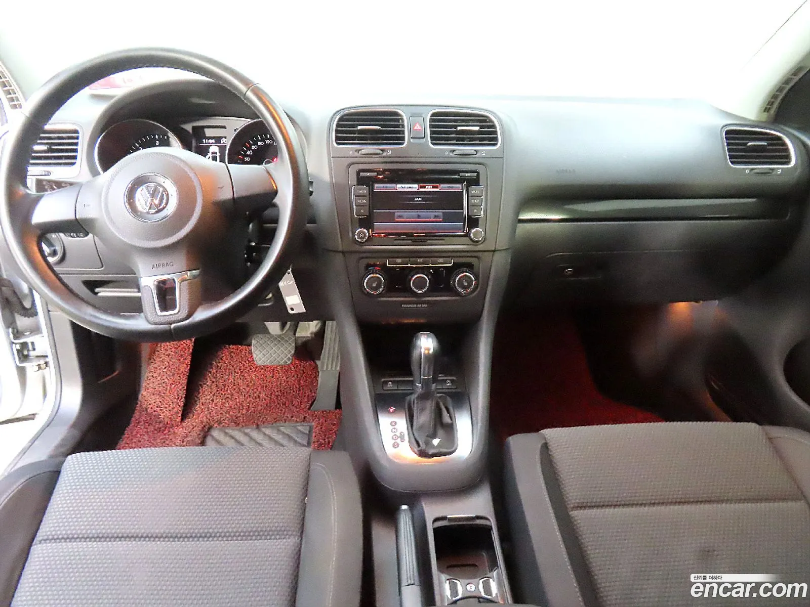 Volkswagen Golf 16 Tdi Bluemotion 2012 - фотография 8077588
