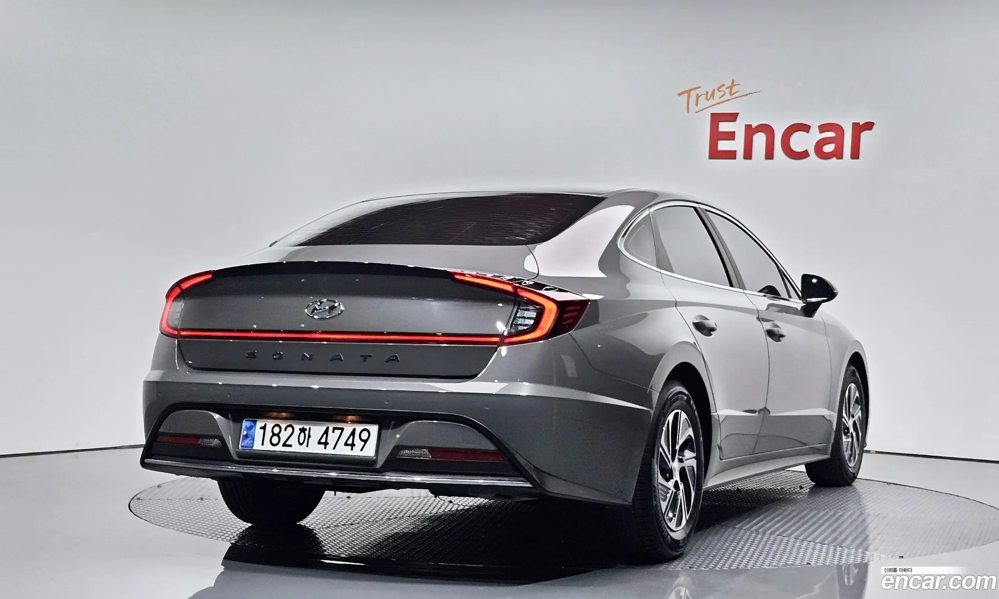Hyundai Sonata Hybrid Dn8 Smart - фотография 13500362