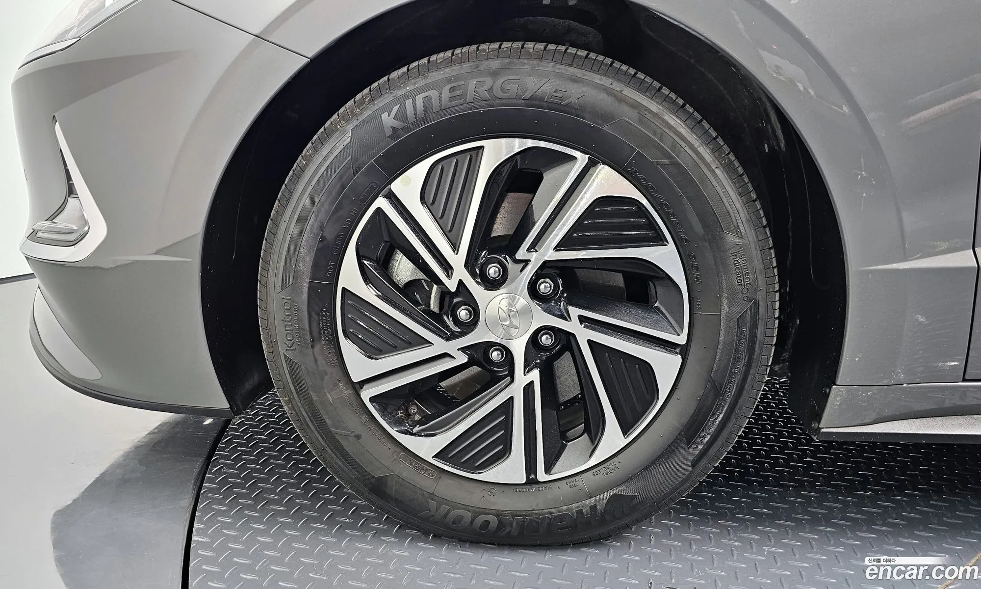 Hyundai Sonata Hybrid Dn8 Smart - фотография 13500365