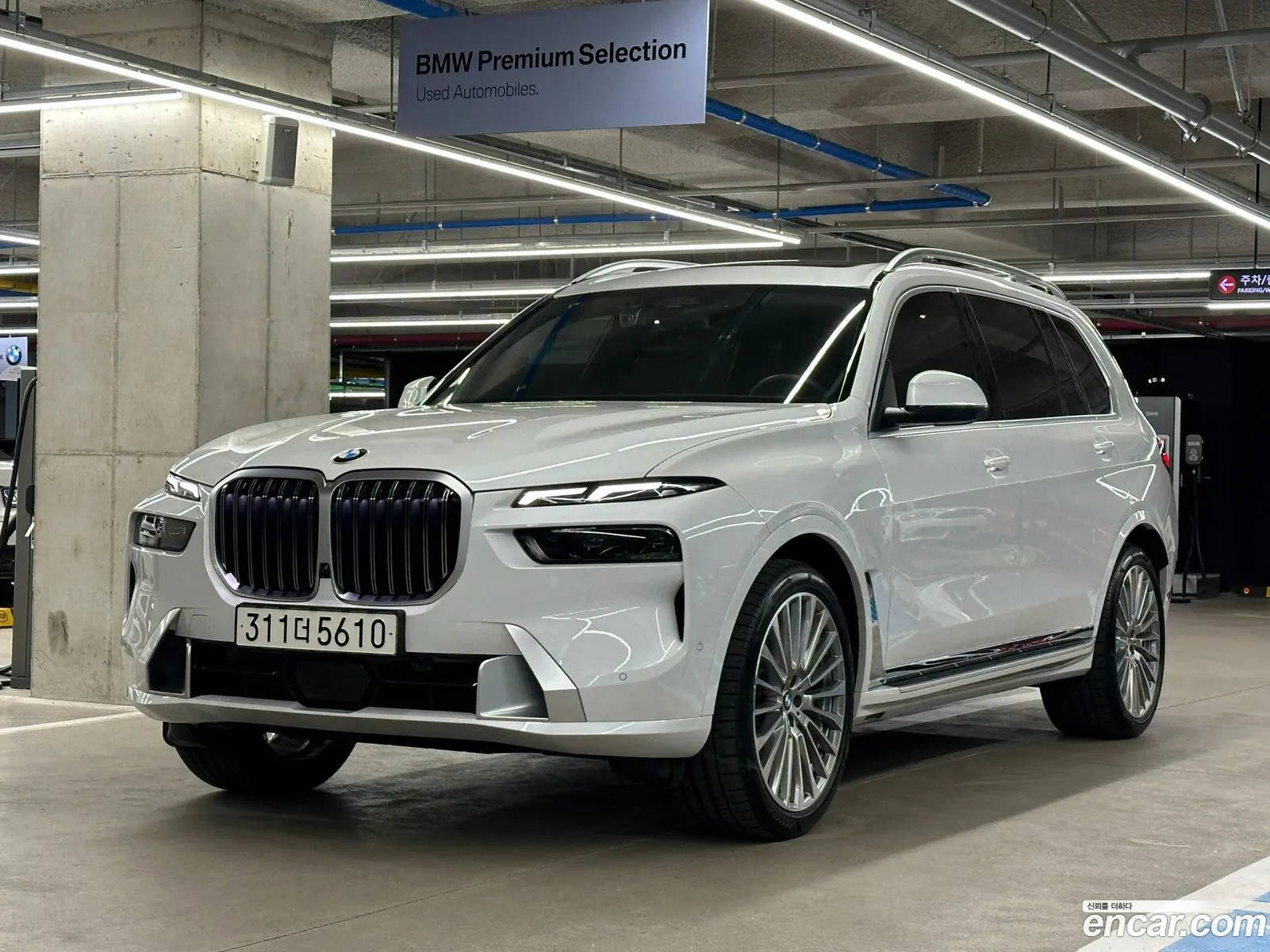 BMW X7 xDrive 40I Design Pure Excellence 6-Seater 2024 - фотография 177735