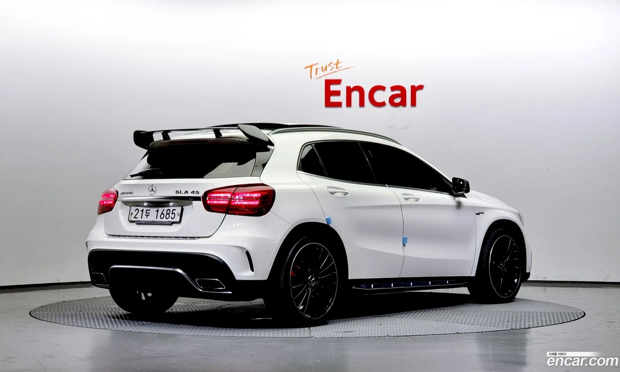 Mercedes Gla-Class X156 Gla45 Amg 4Matic - фотография 12679679