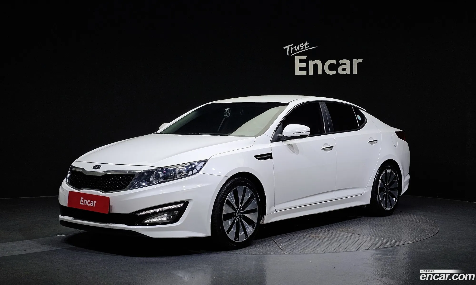 Kia K5 I 20 Prestige 2012 - фотография 11124001