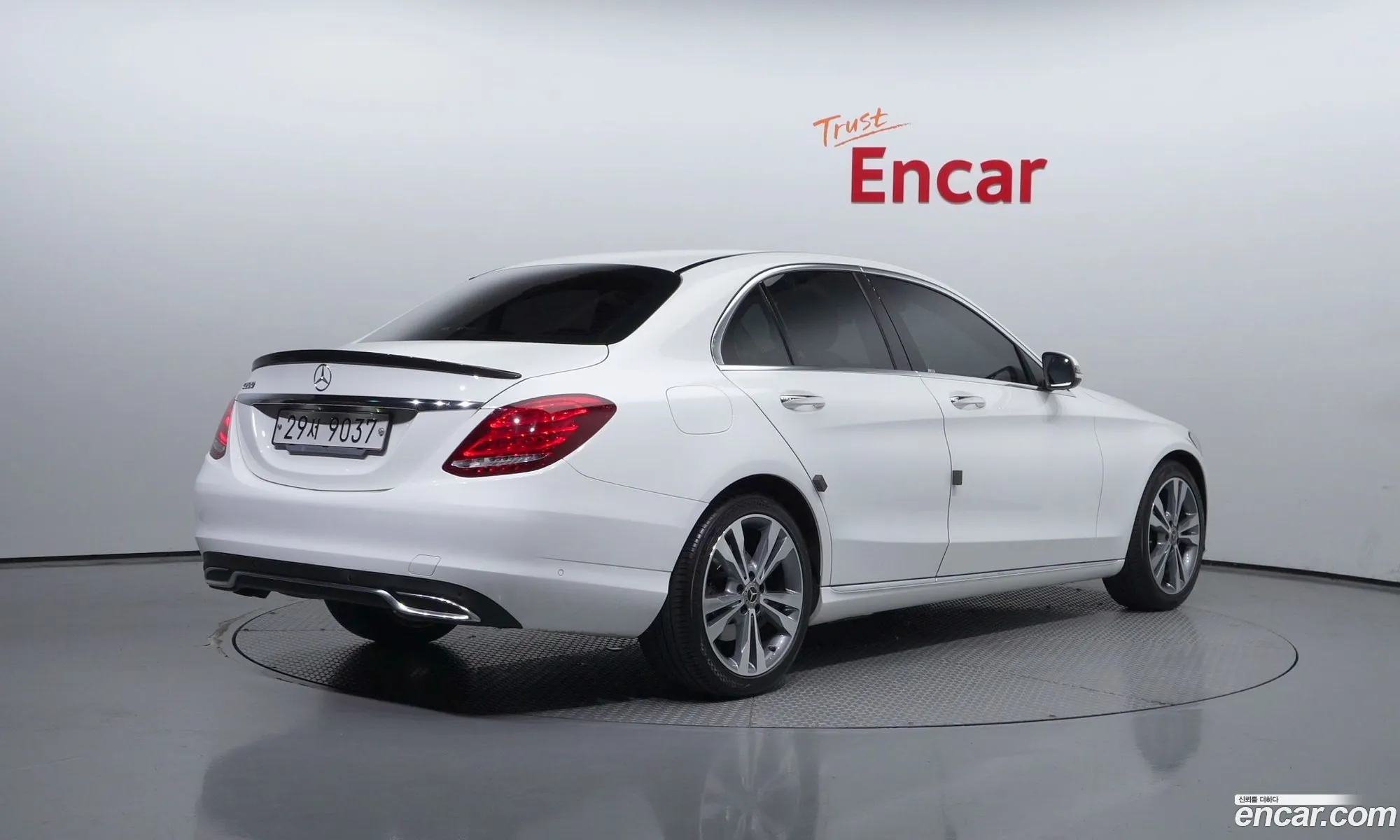 Mercedes-Benz C-Klasse Iv W205 C200 Avant Garde 2018 - фотография 12388944