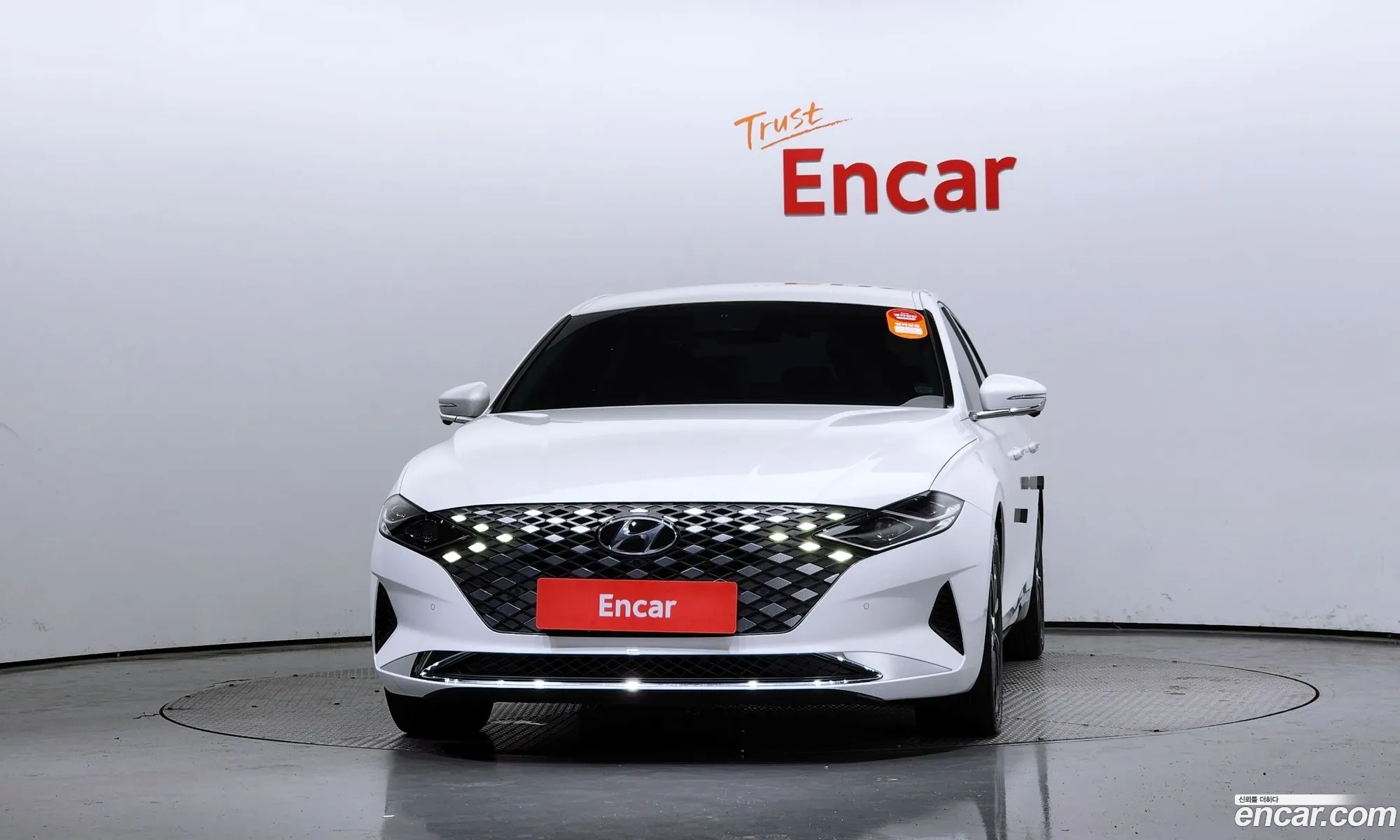 Hyundai Grandeur Vi 25 2022 - фотография 18418537