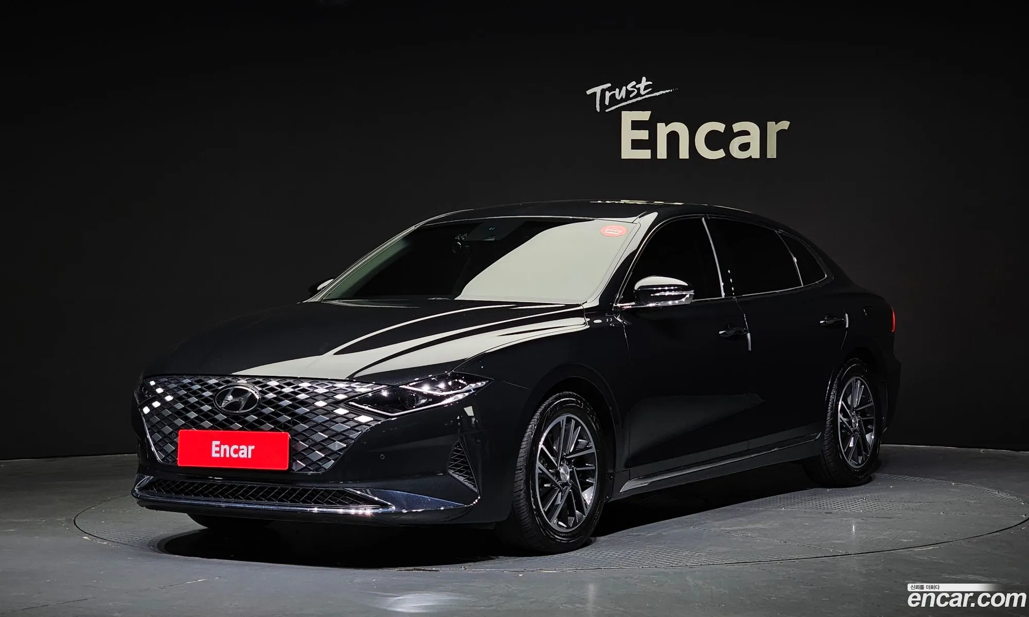 Hyundai Grandeur Vi 25 2020 - фотография 12361726