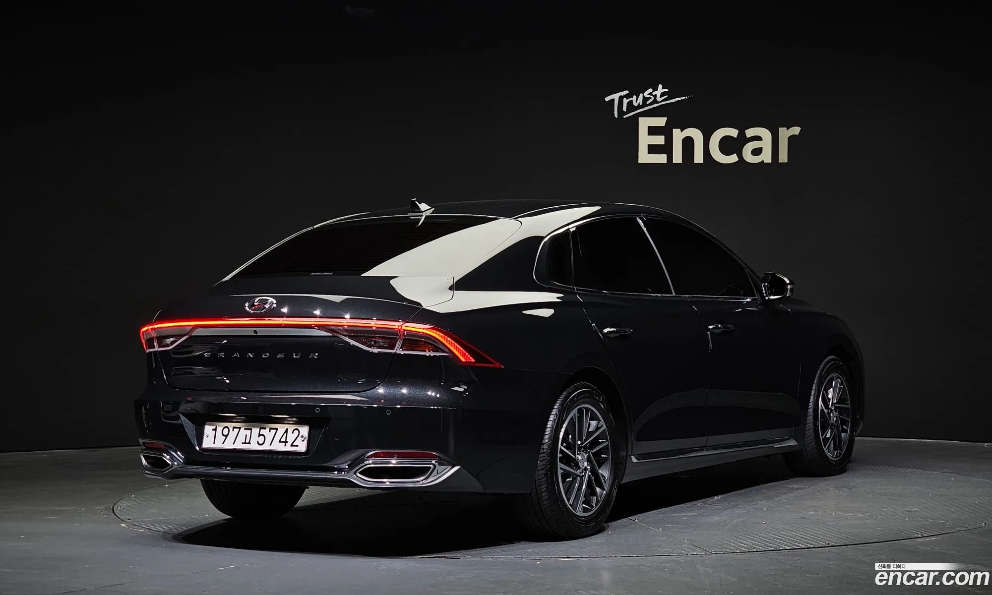 Hyundai Grandeur Vi 25 2020 - фотография 12361727
