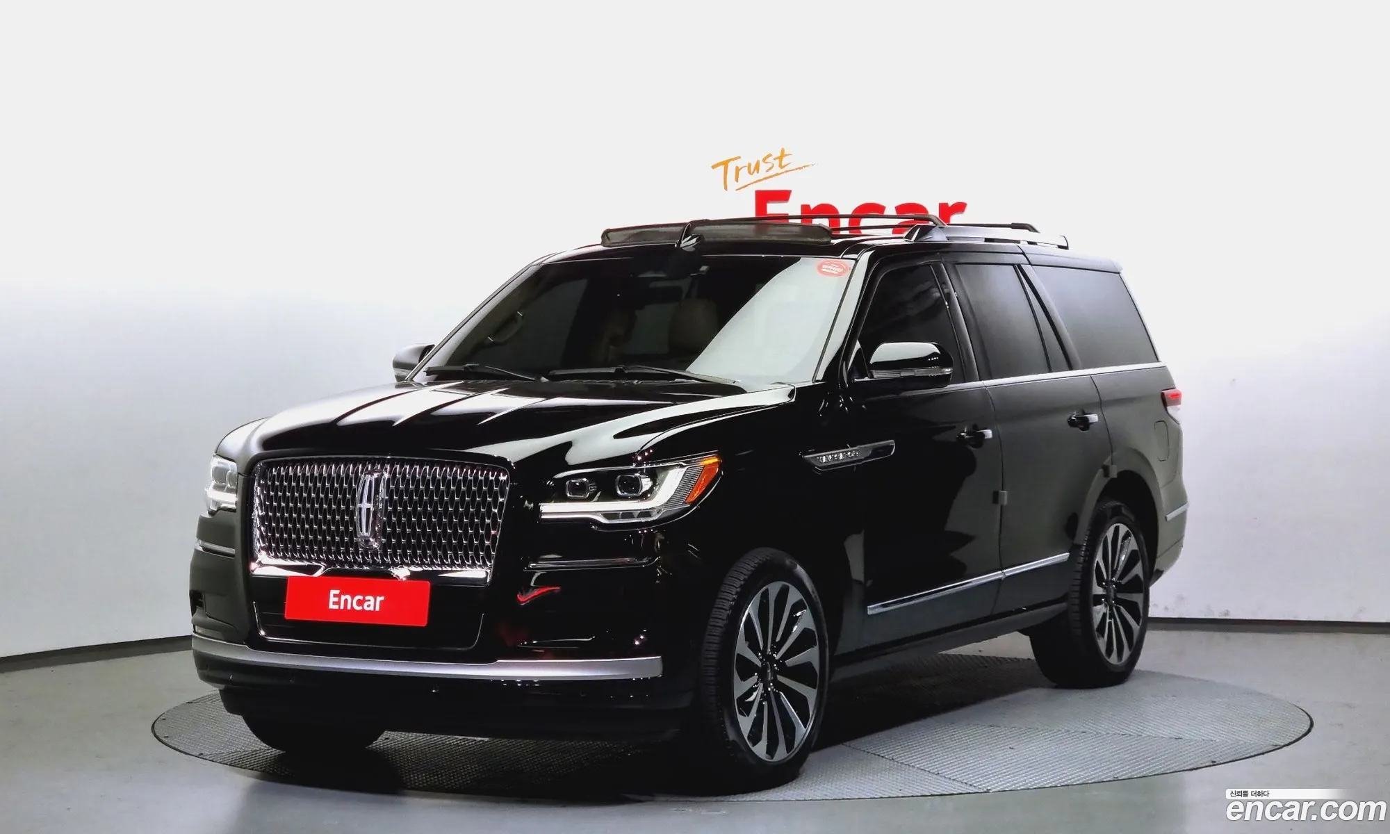 Lincoln Navigator Iv 35L 2022 - фотография 3745022