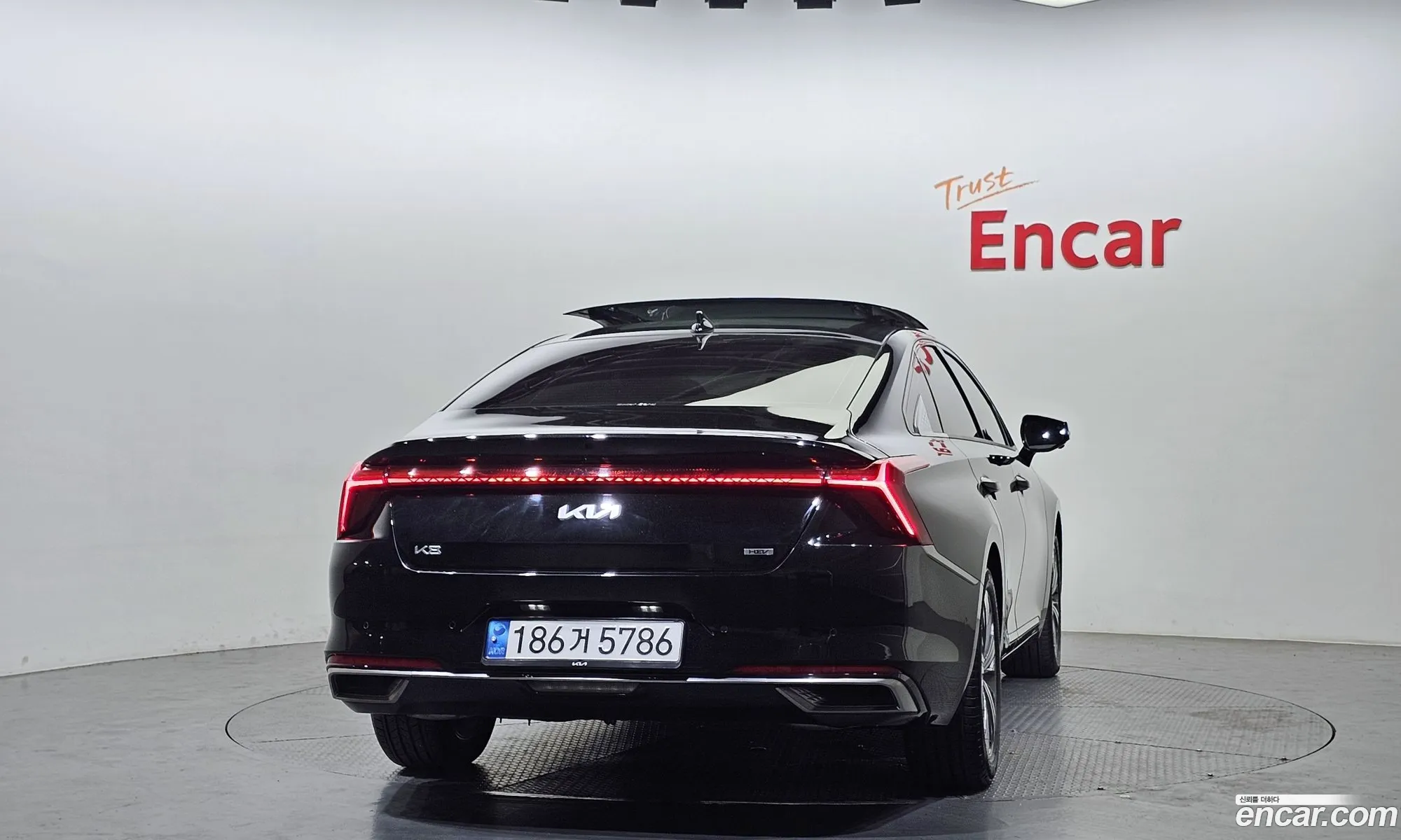 Kia K8 Signature 2023 - фотография 11971610