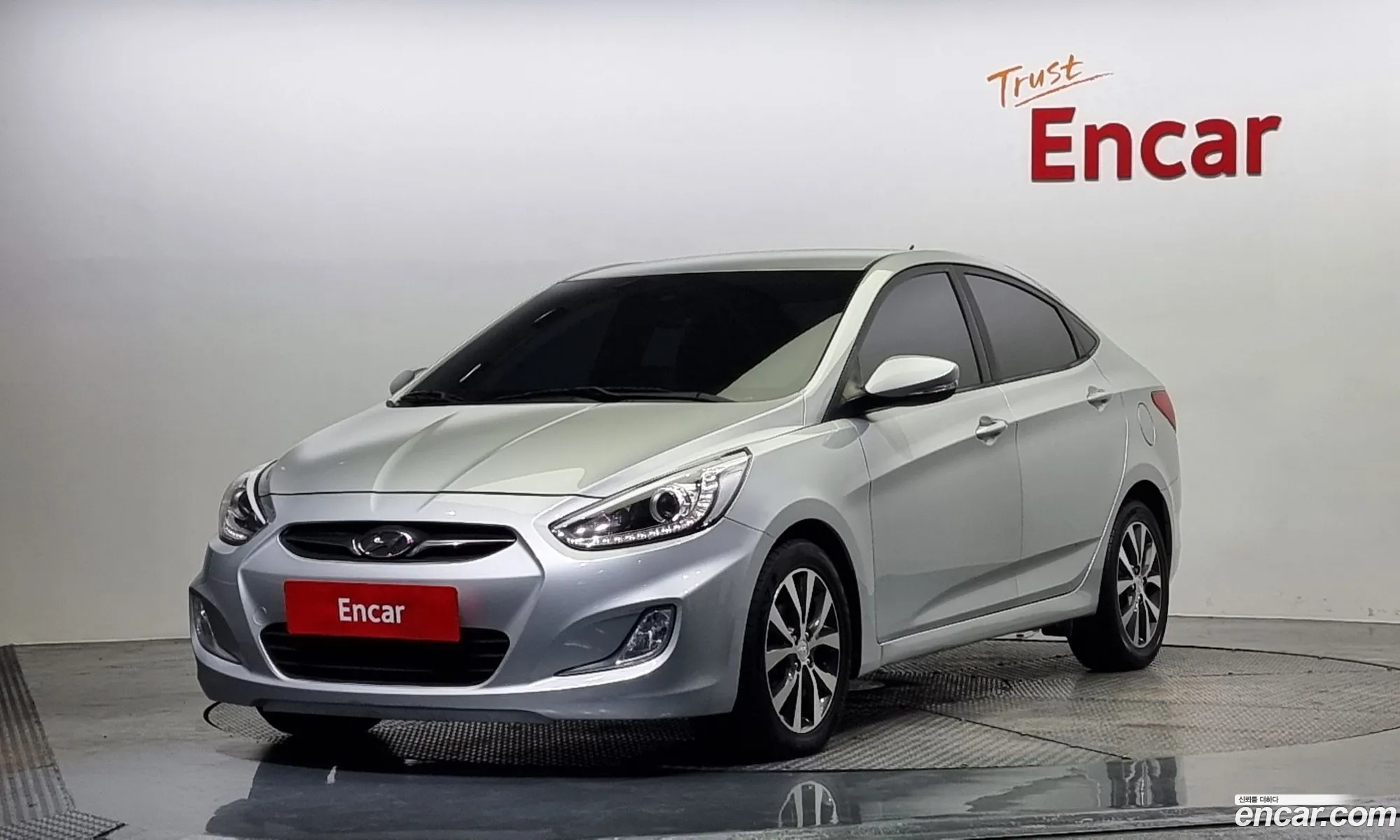 Hyundai Accent New Model Diesel 16 Vgt Modern - фотография 18587542