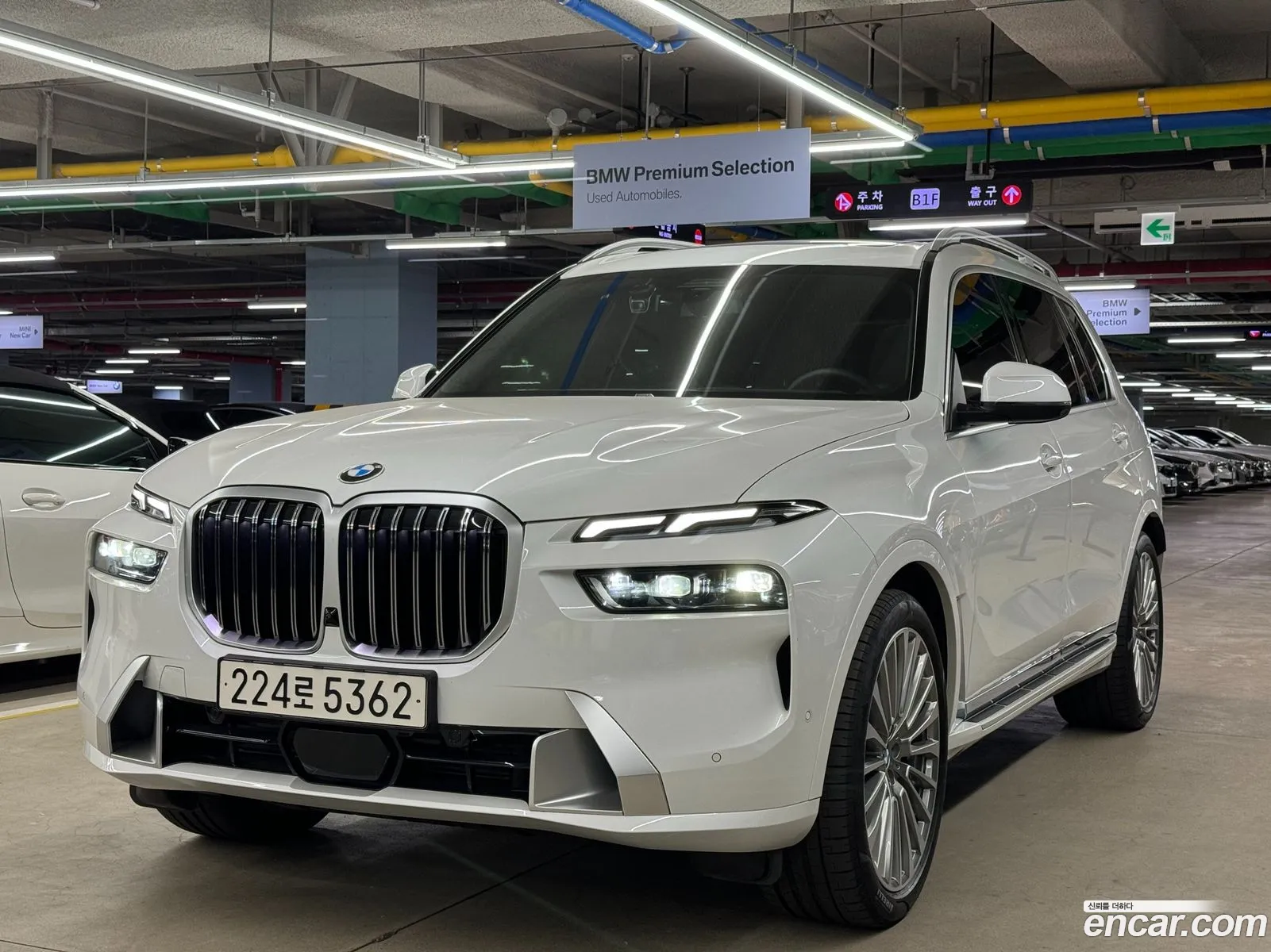 BMW X7 xDrive 40I Design Pure Excellence 6-Seater 2024 - фотография 15631077