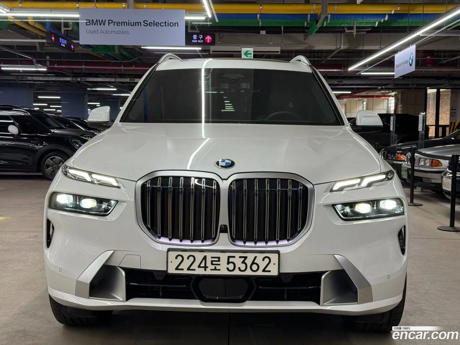 BMW X7 xDrive 40I Design Pure Excellence 6-Seater 2024 - фотография 15631079