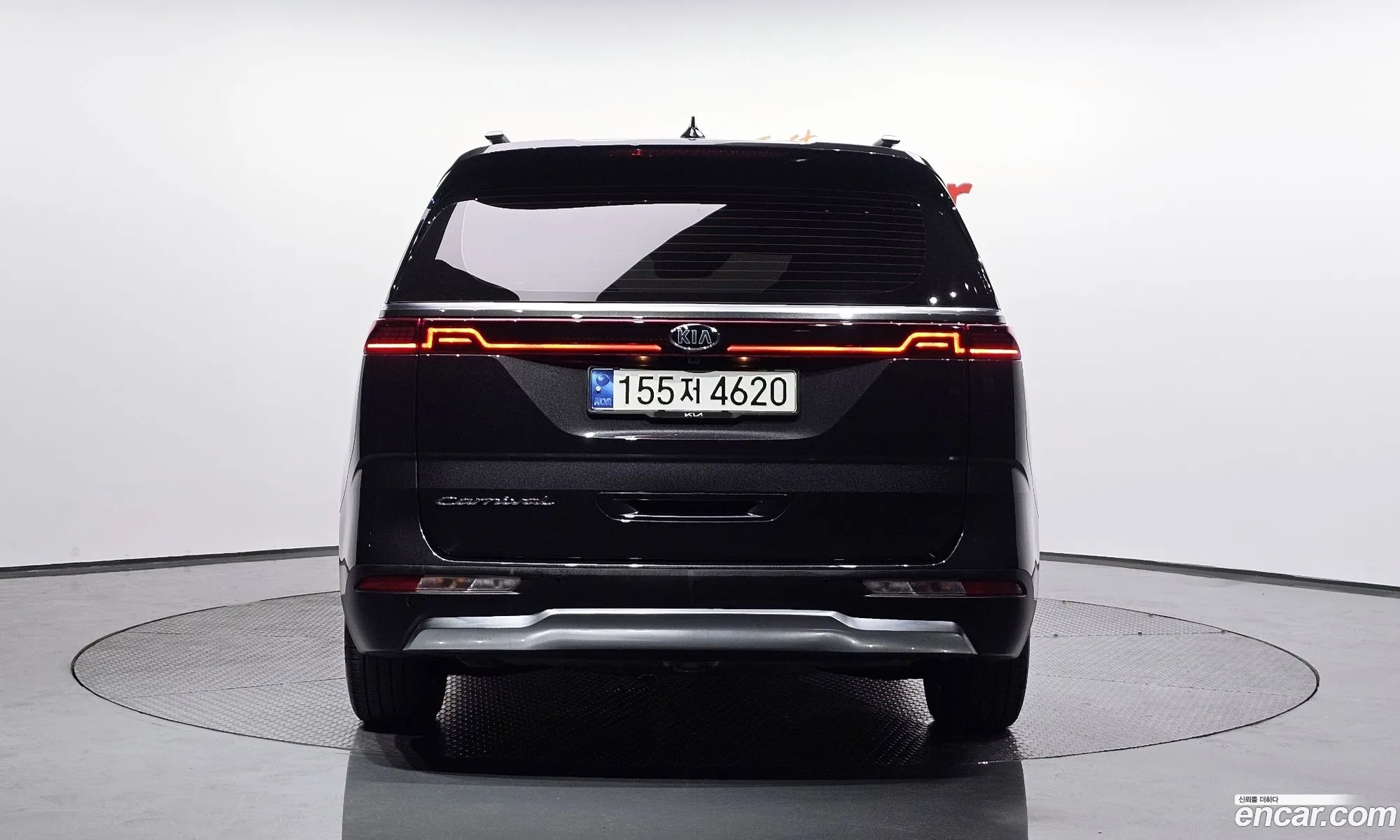 Kia Carnival 9-Seater Signature 2021 - фотография 11317923