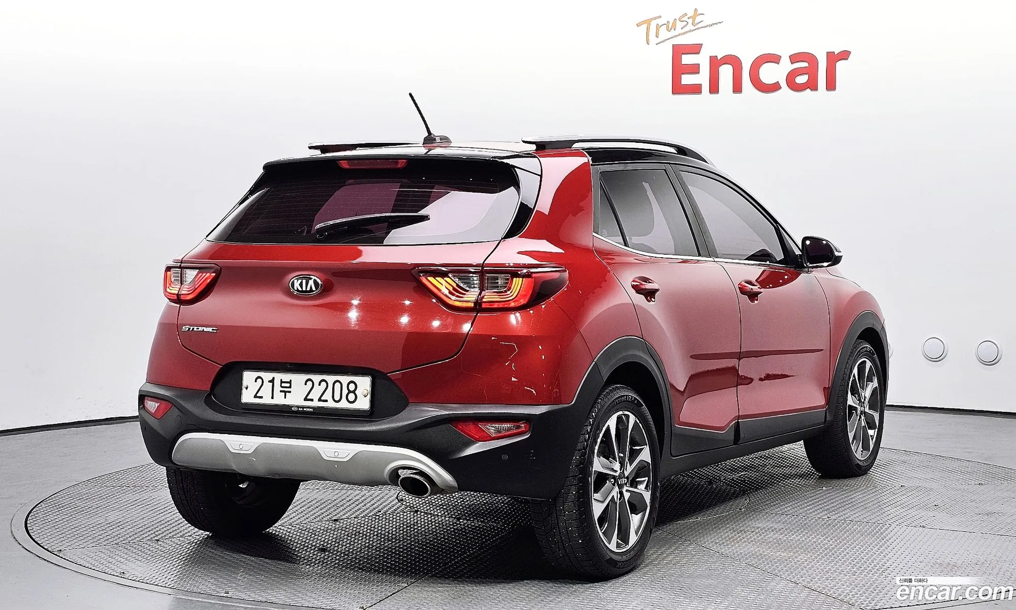 Kia Stonic Stonic Diesel 16 2018 - фотография 11408803