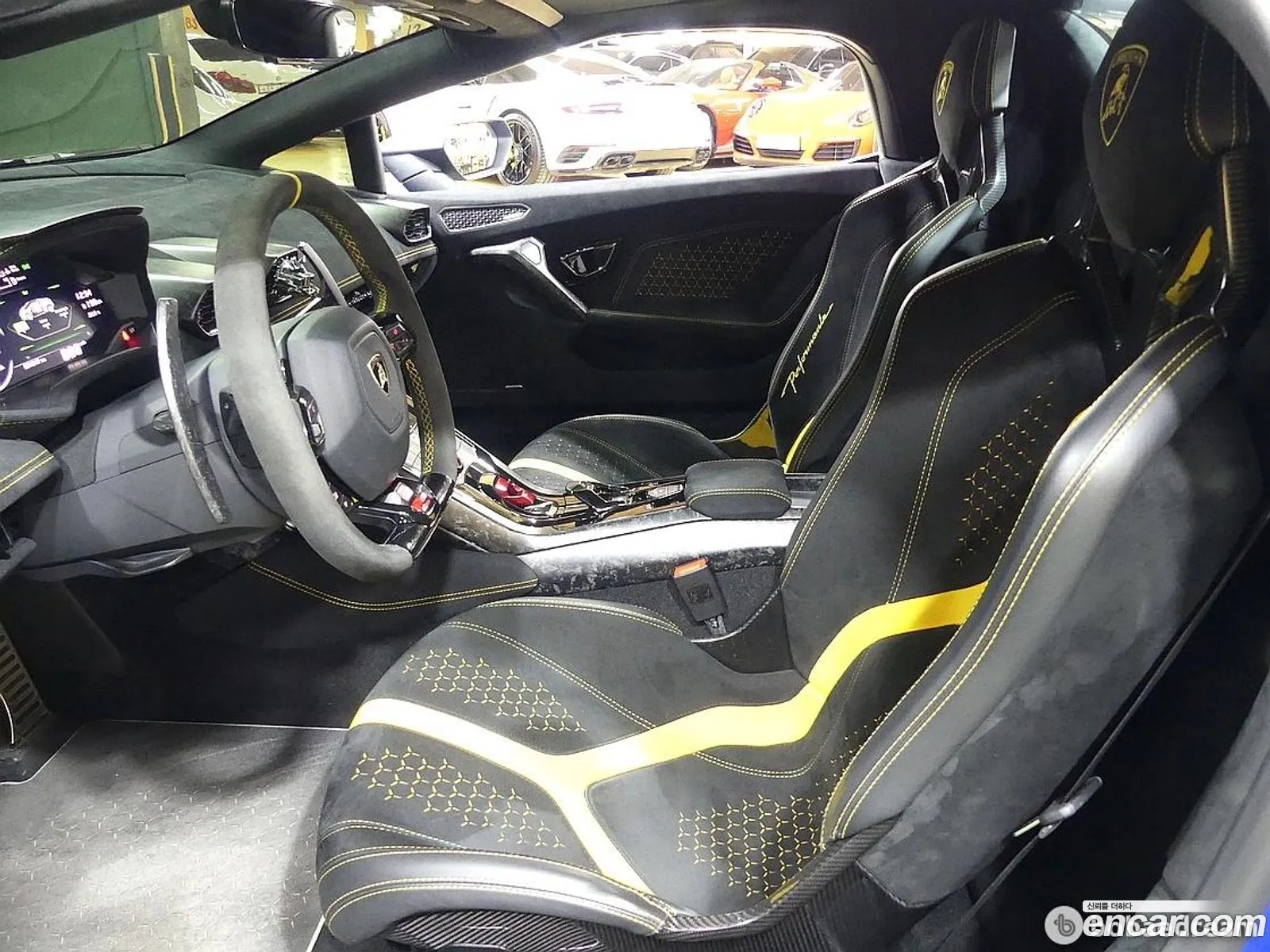 Lamborghini Huracán Huracán Lp640-4 Spider Performante 2018 - фотография 3749189