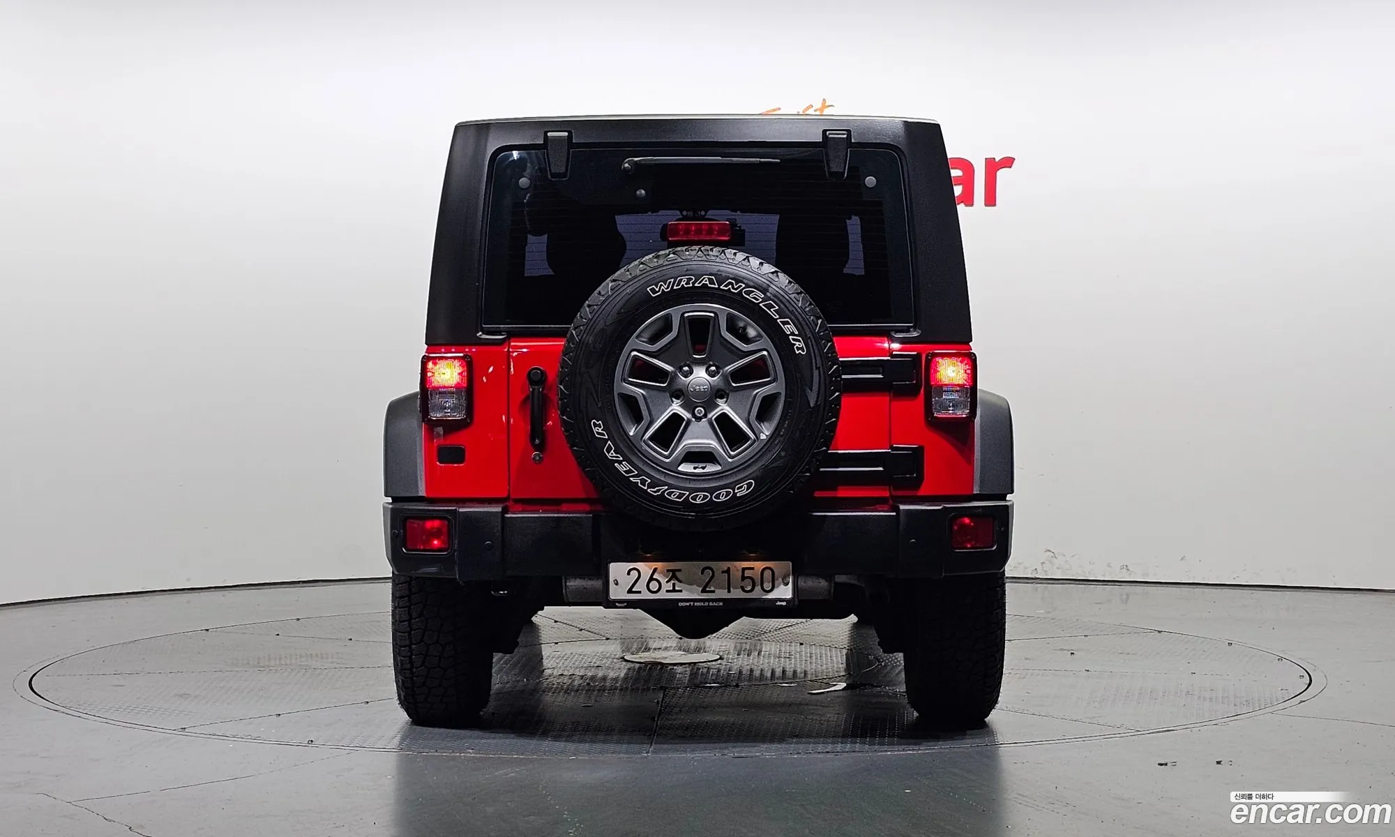 Jeep Wrangler 36 Rubicon 4-Door 2017 - фотография 4181172