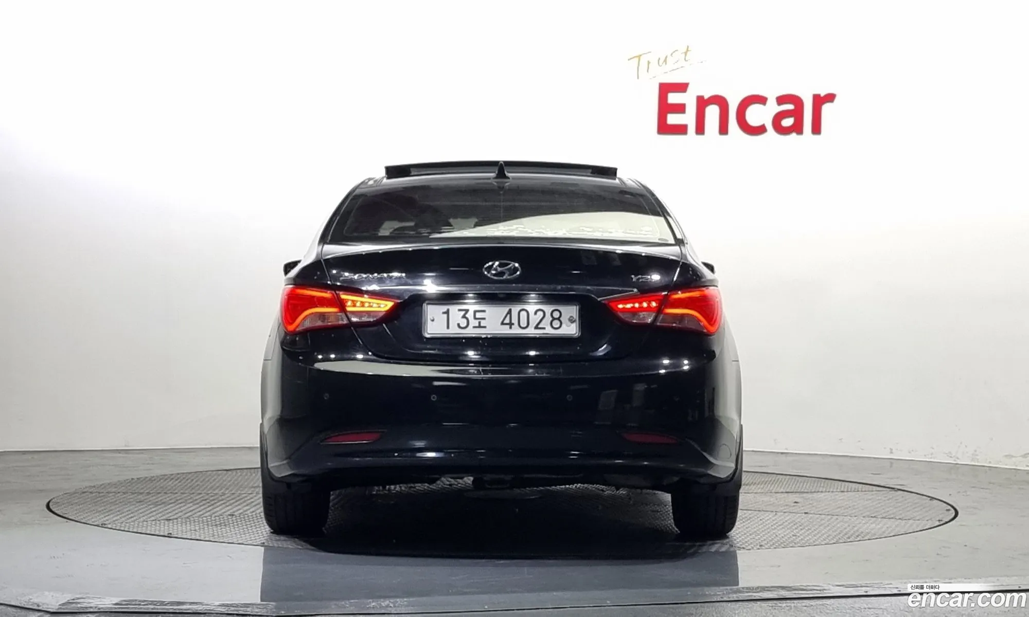 Hyundai Yf Sonata Y20 Top Luxury Model - фотография 11887221