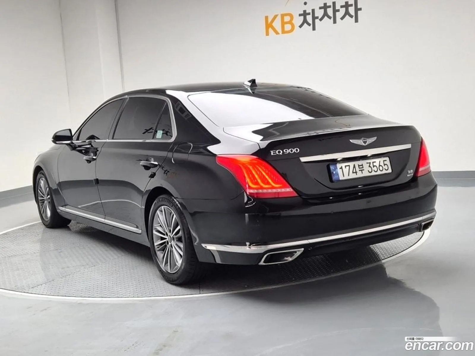 Genesis G90 I 38 Gdi Awd 2016 - фотография 16297809