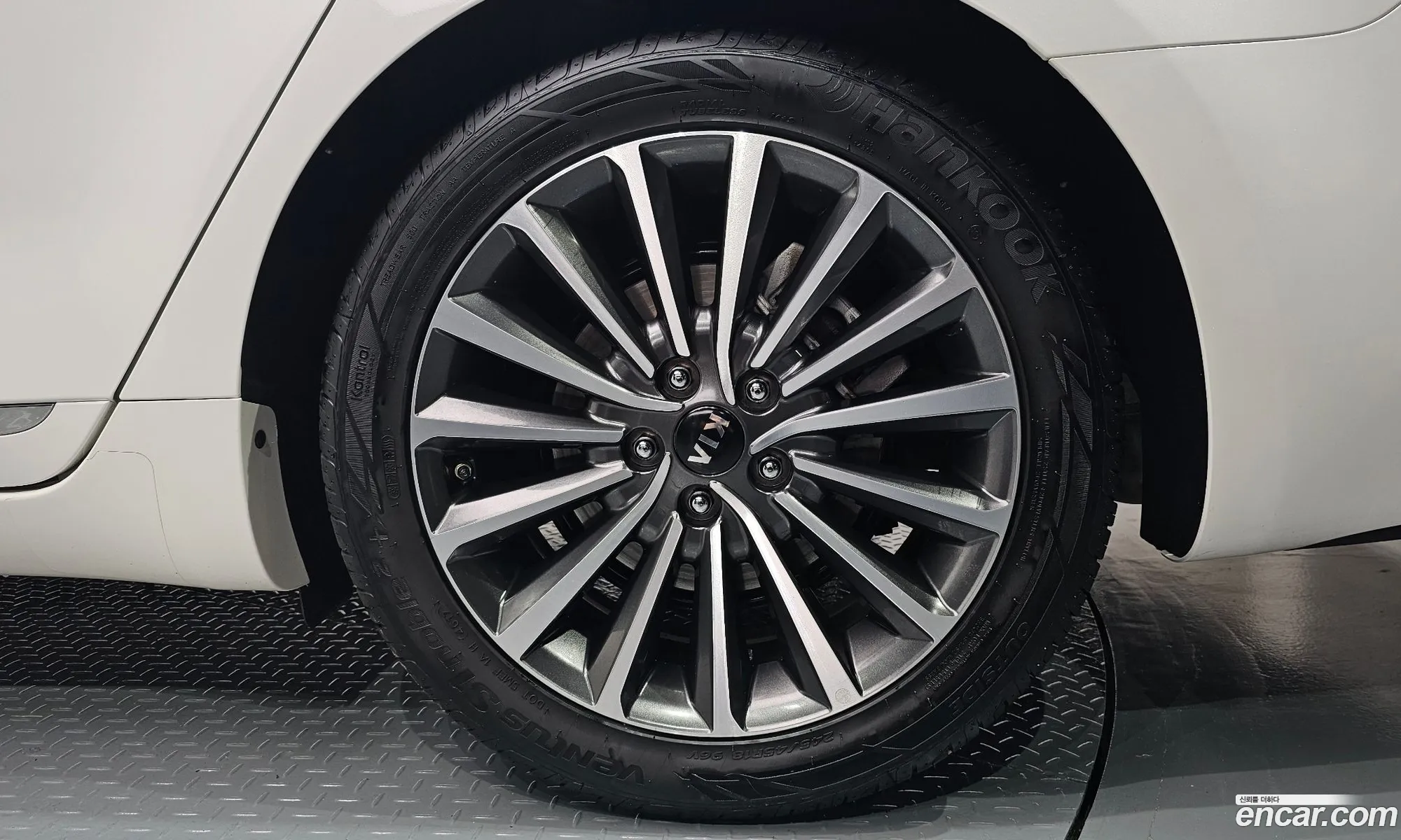 Kia K7 Vg Ii 24 Gdi Limited 2017 - фотография 18774563