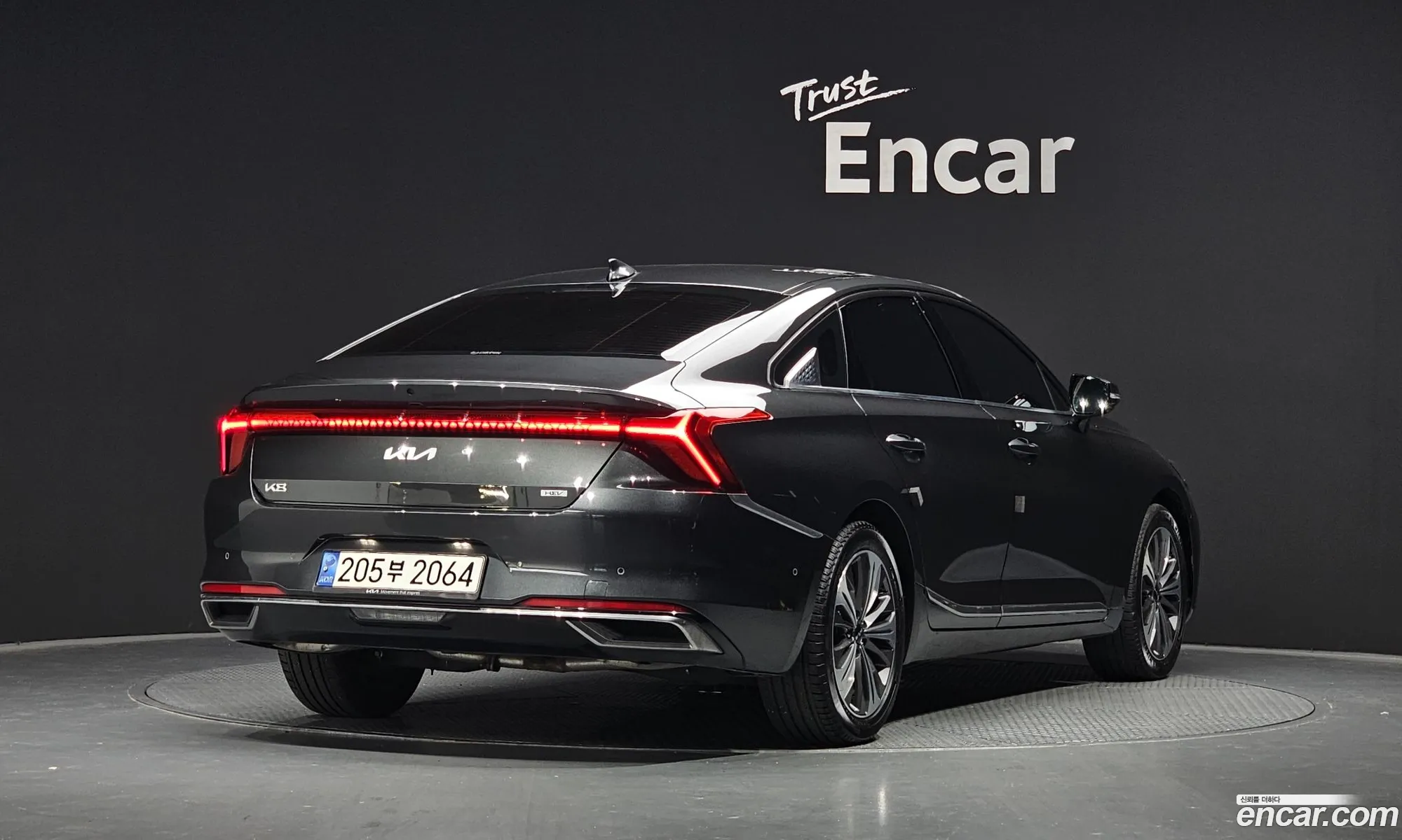 Kia K8 Signature 2023 - фотография 11353064