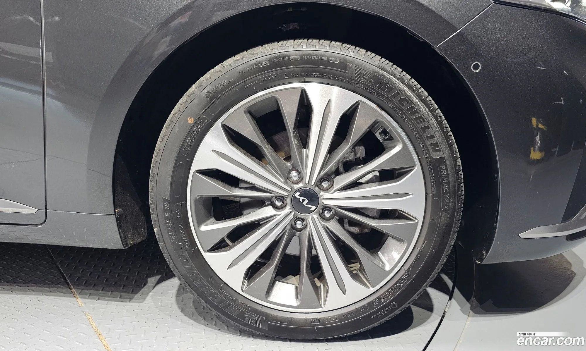 Kia K8 Signature 2023 - фотография 11353067
