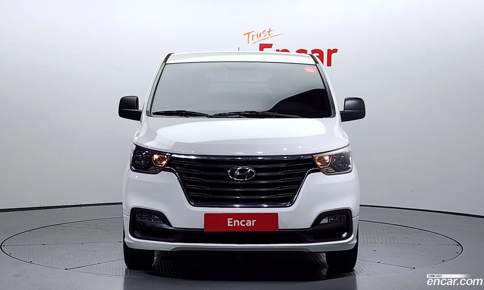 Hyundai The New Grand Starex Van 5-Seater Smart - фотография 18111107